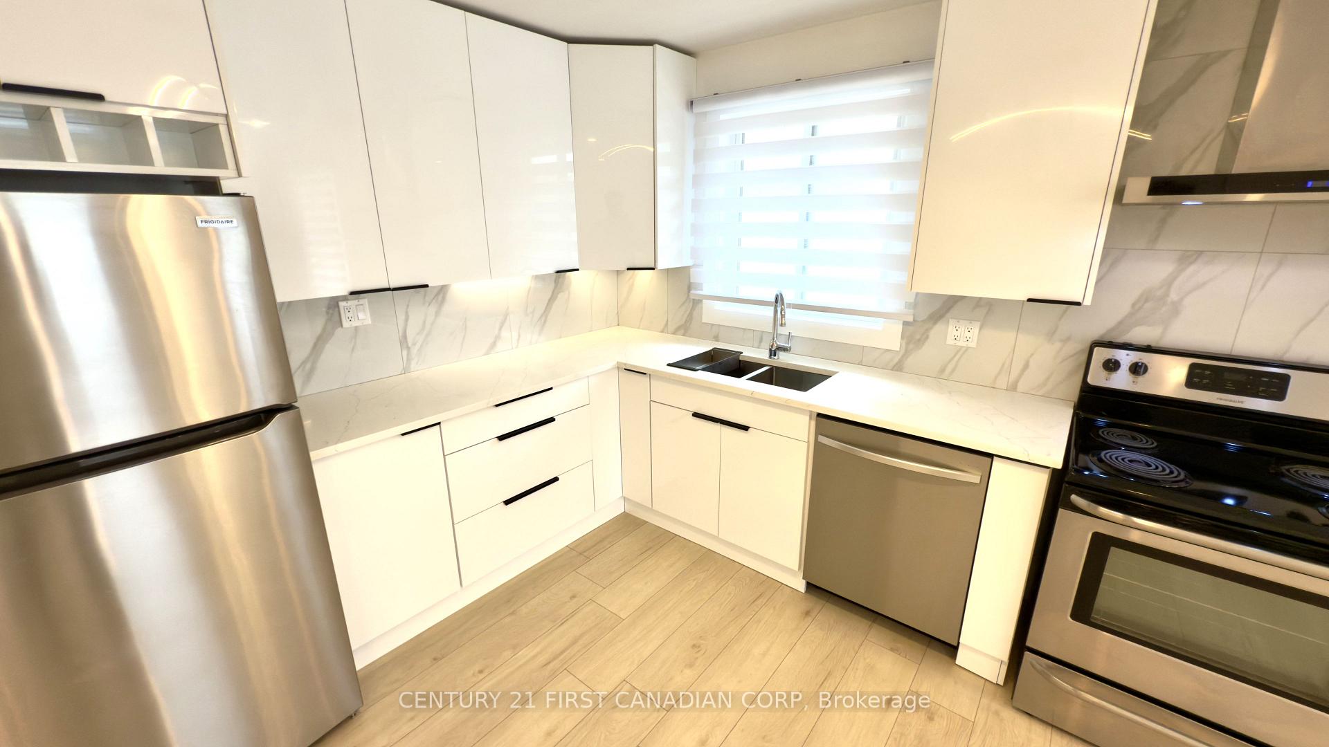 Photo 10 of 18 Watson Street, London, South H — HOMEH