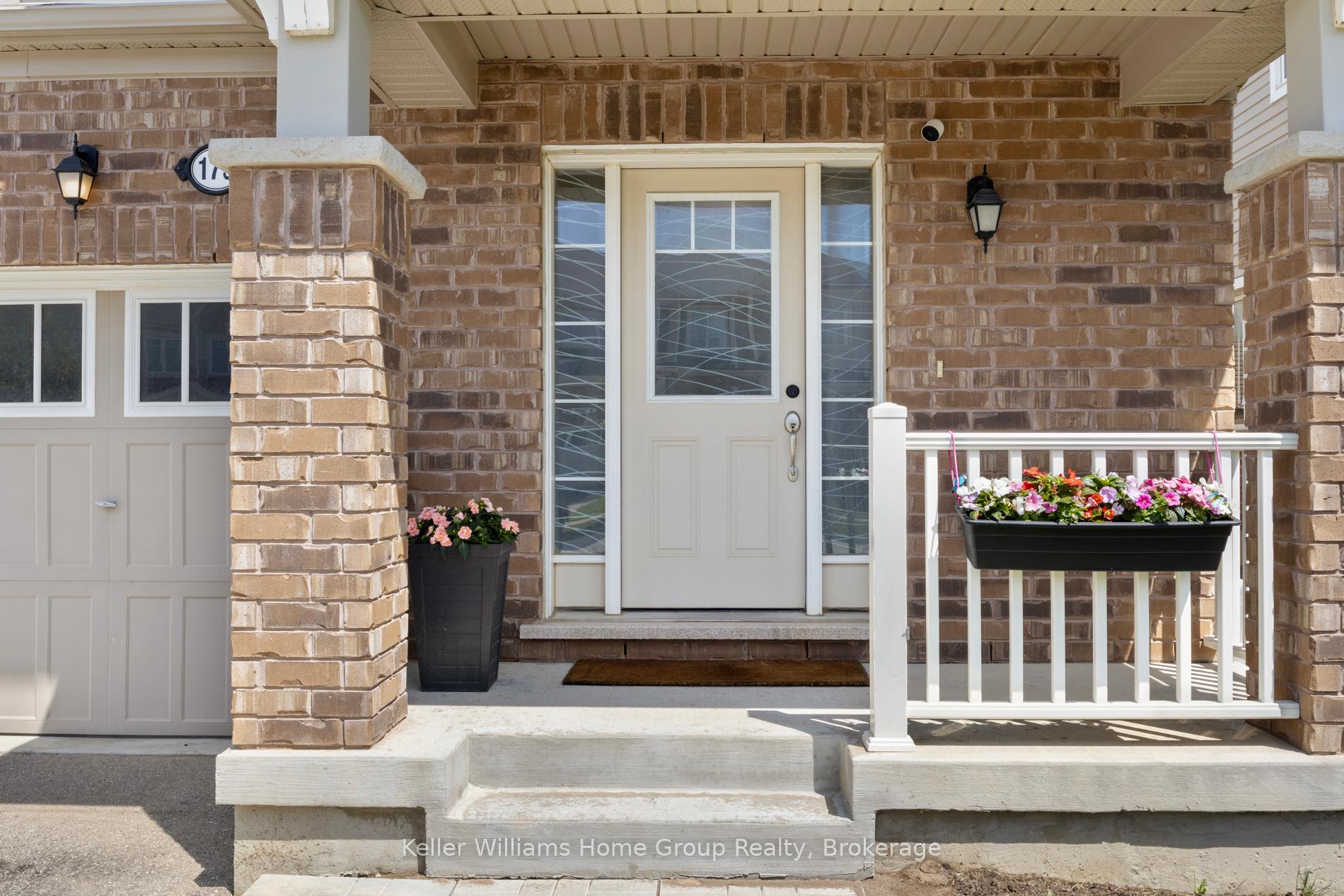 Photo 3 of 173 West Oak Trail, Kitchener — HOMEH