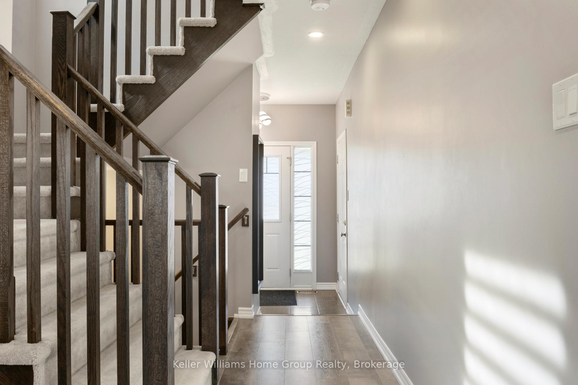 Photo 6 of 173 West Oak Trail, Kitchener — HOMEH