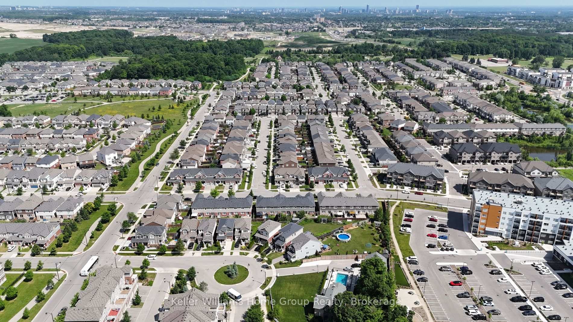 Photo 42 of 173 West Oak Trail, Kitchener — HOMEH