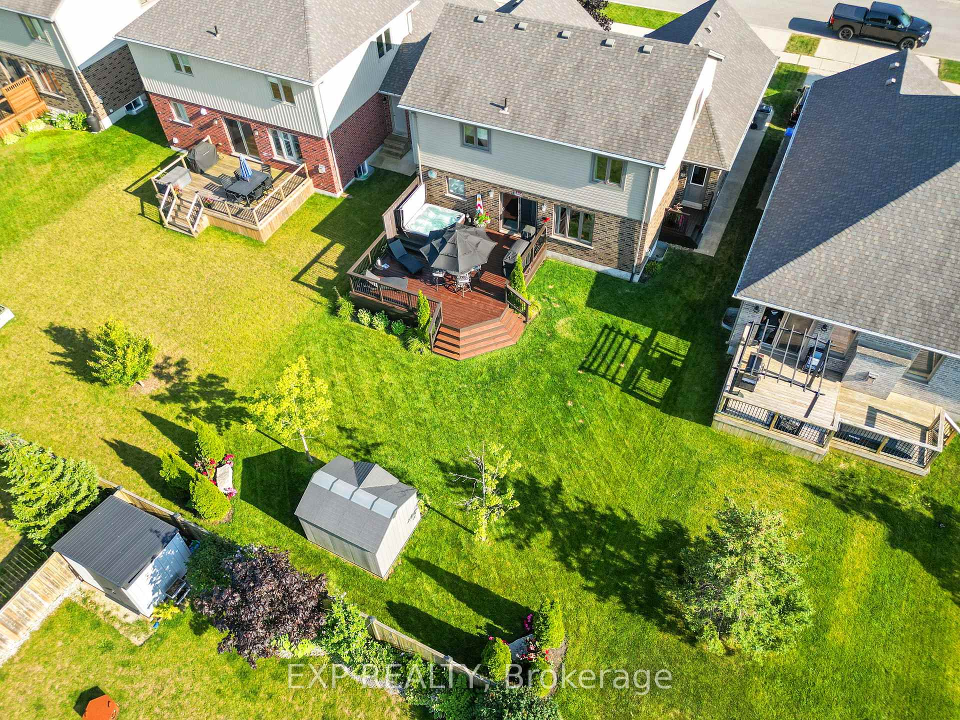 Photo 37 of 170 Watson Street, Lucan Biddulph, Lucan — HOMEH