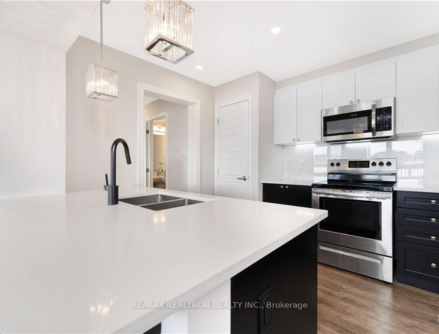 Photo 7 of 244 Clintonia Street, Ottawa, Kanata - Emerald Meadows/Trailwest — HOMEH