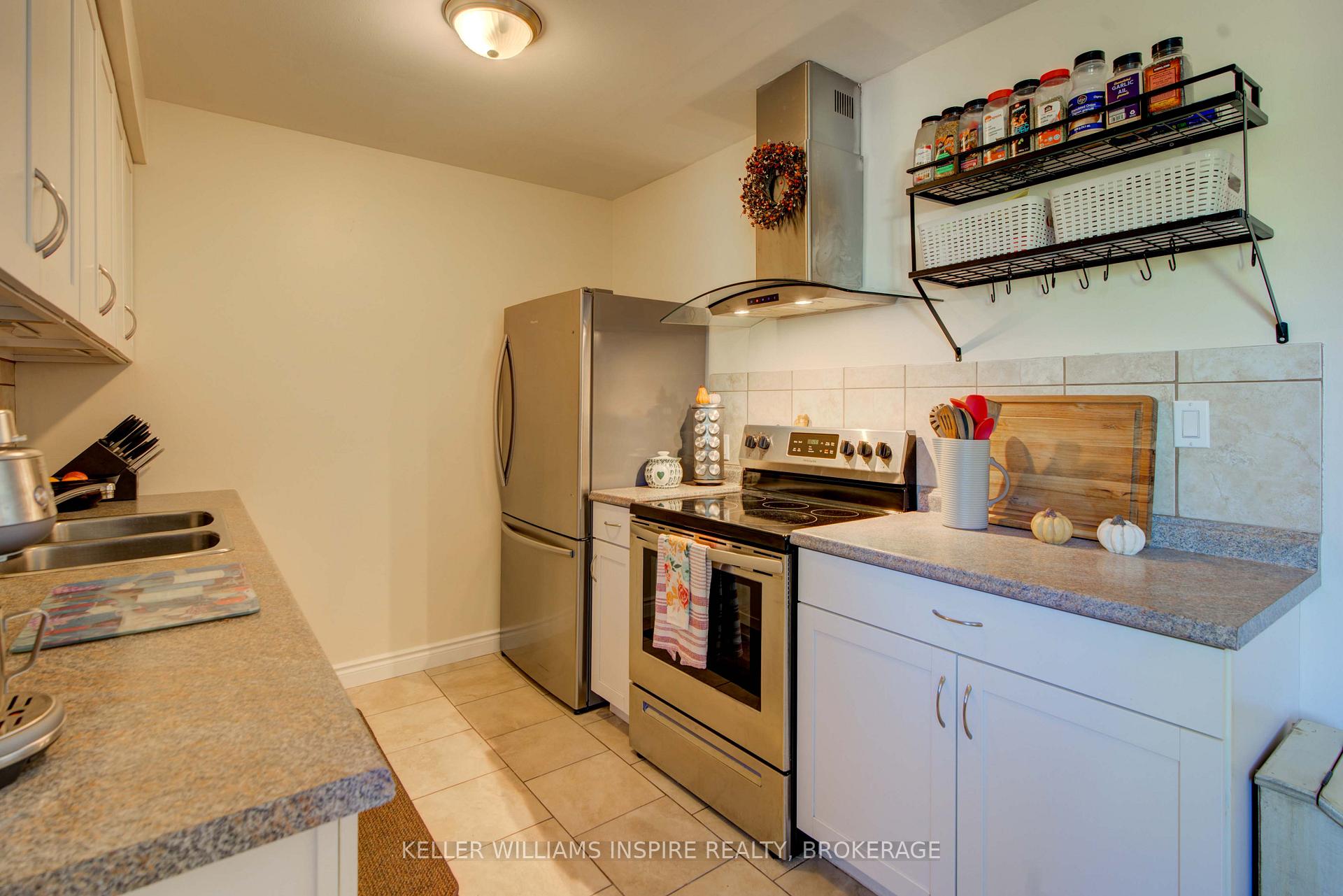 Photo 20 of 11 Harvard Place, Loyalist, Amherstview — HOMEH