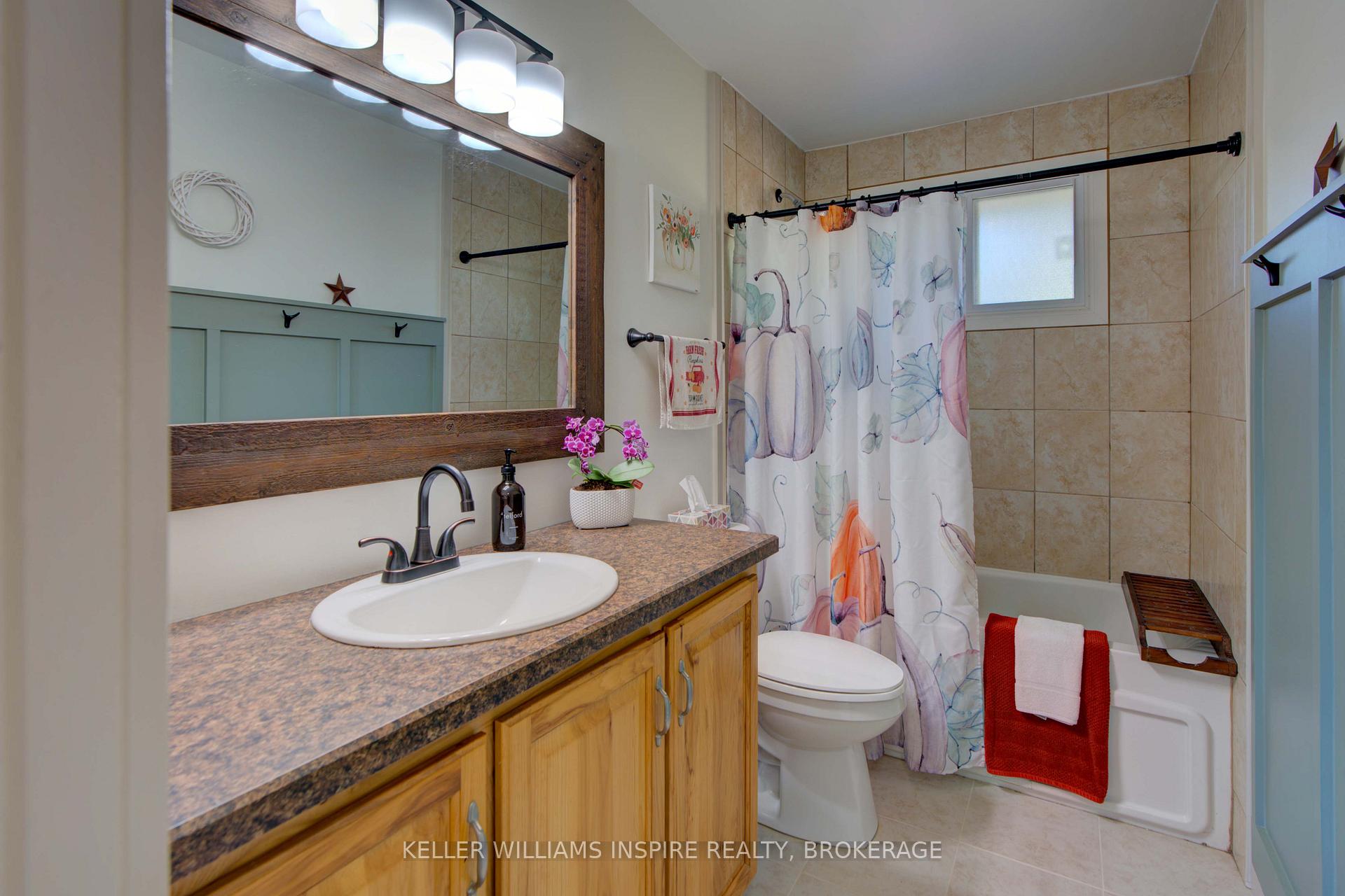 Photo 25 of 11 Harvard Place, Loyalist, Amherstview — HOMEH