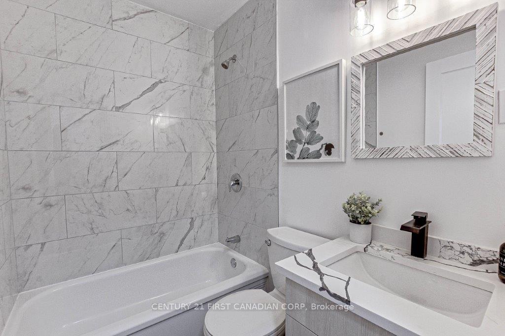 Photo 13 of 347 Thiel Street, London, East H — HOMEH