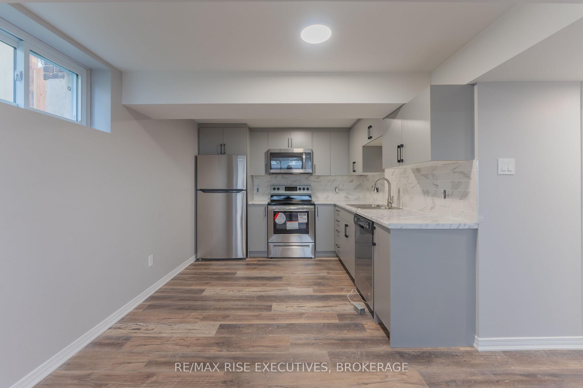 Photo 5 of Unit 2, 788 Hillside Drive, Kingston, South of Taylor-Kidd Blvd — HOMEH