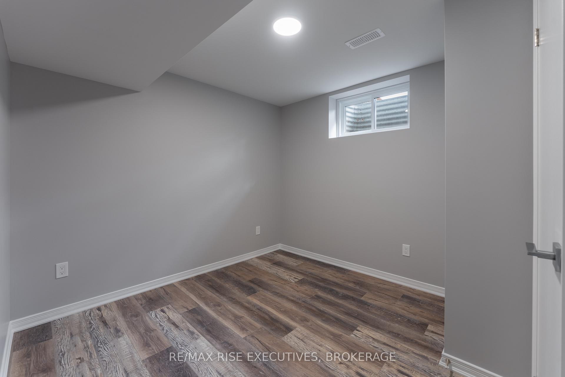 Photo 16 of Unit 2, 788 Hillside Drive, Kingston, South of Taylor-Kidd Blvd — HOMEH