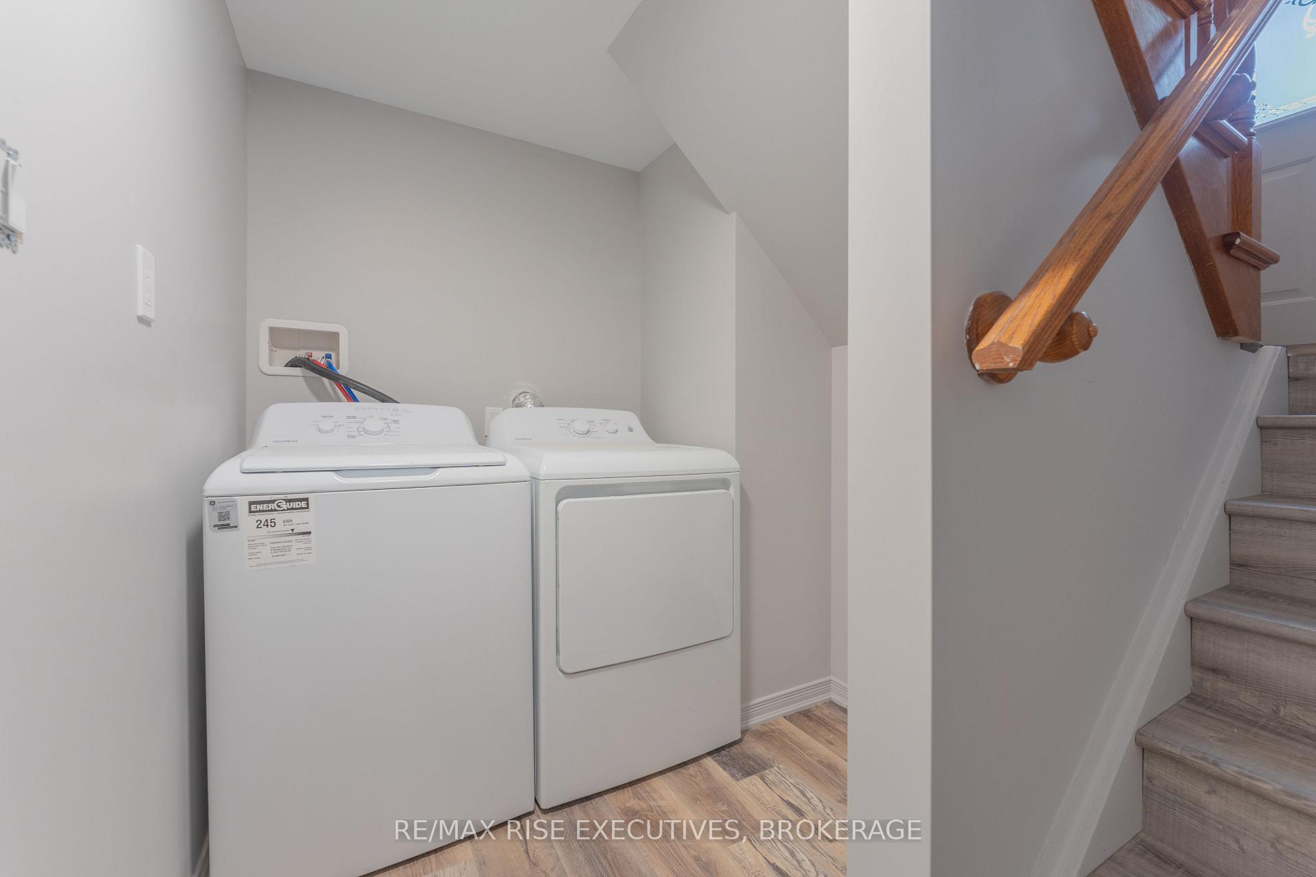 Photo 17 of Unit 2, 788 Hillside Drive, Kingston, South of Taylor-Kidd Blvd — HOMEH