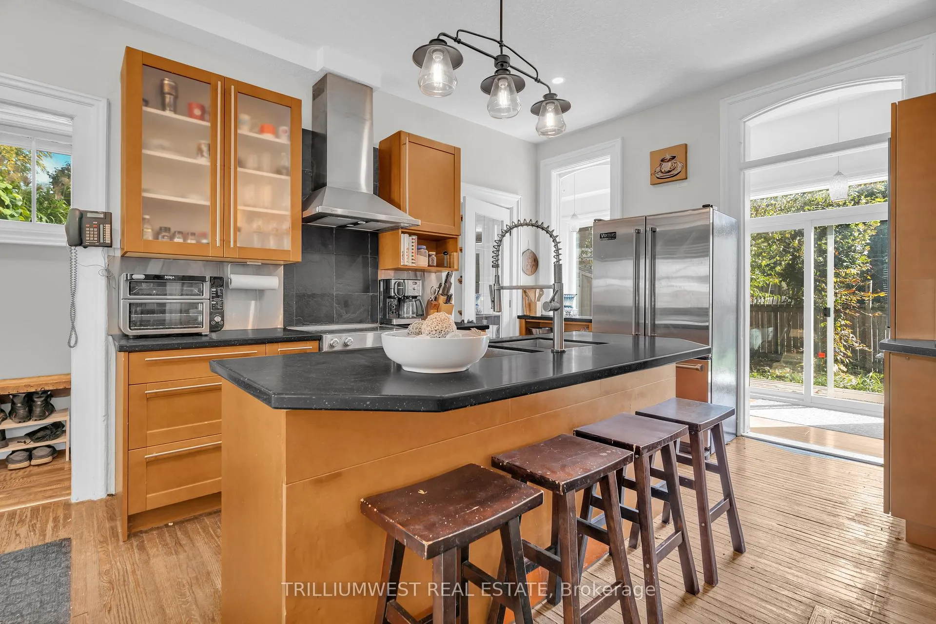 Photo 13 of 210 Lancaster Street E, Kitchener — HOMEH