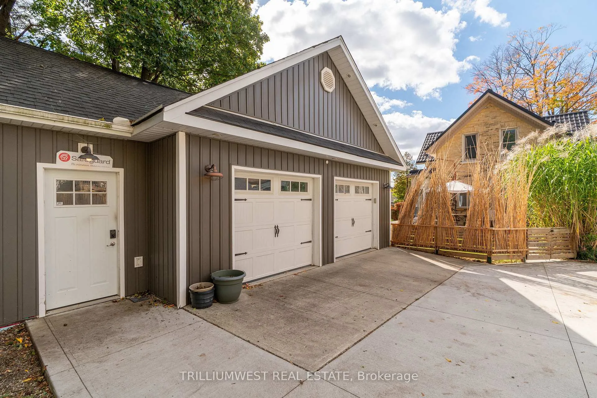 Photo 39 of 210 Lancaster Street E, Kitchener — HOMEH