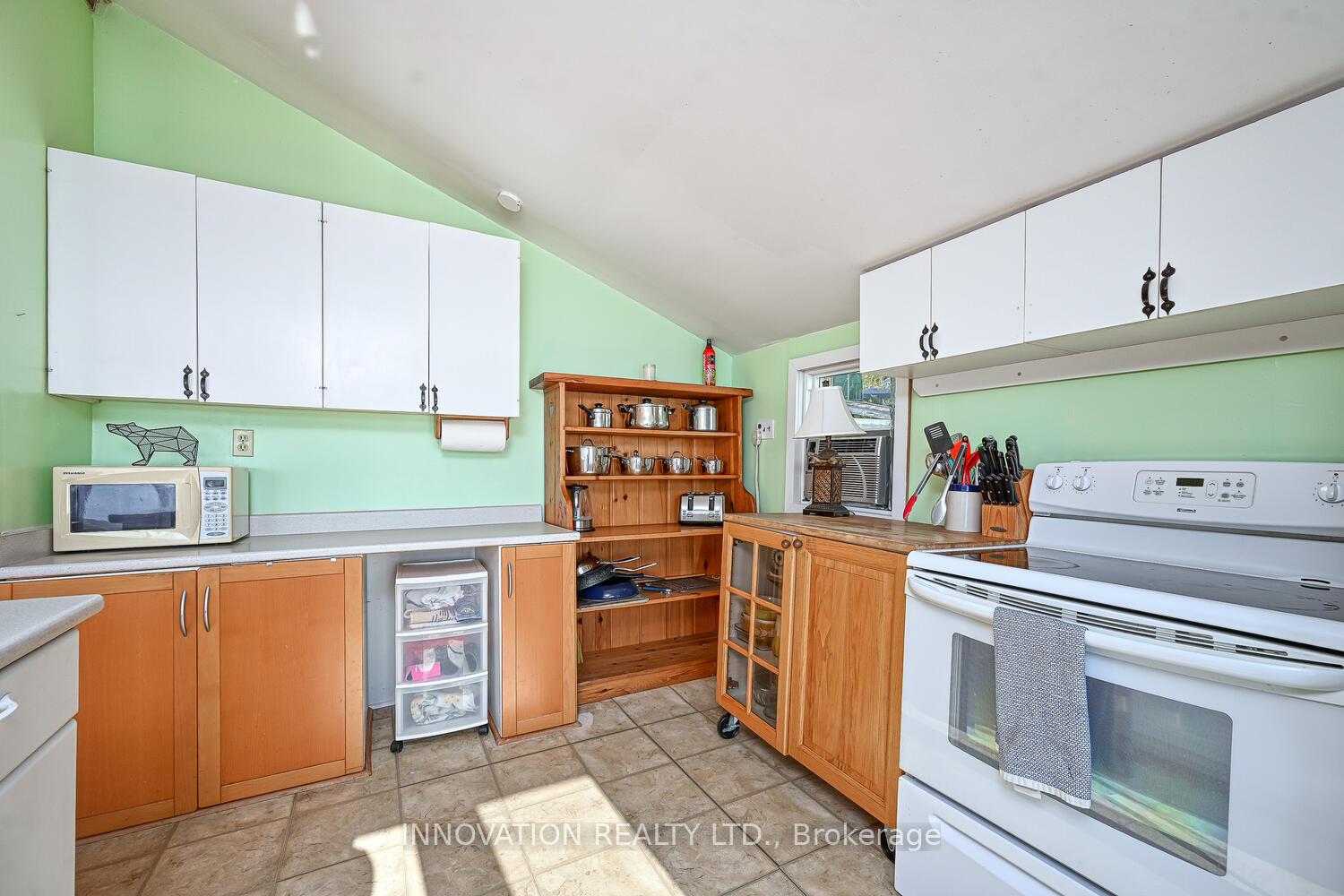 Photo 19 of 243 Maple Hollow Drive, Lanark Highlands, Lanark Highlands (Dalhousie) Twp — HOMEH