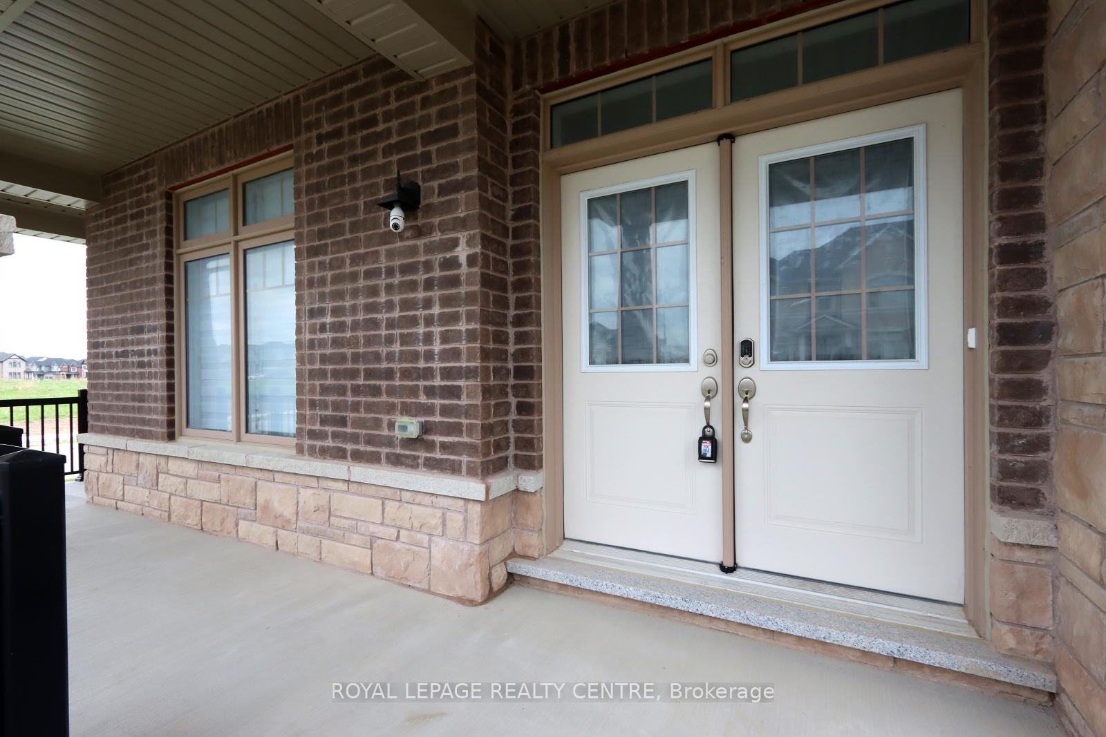 Photo 5 of 1131 Cole Street, Innisfil, Rural Innisfil — HOMEH