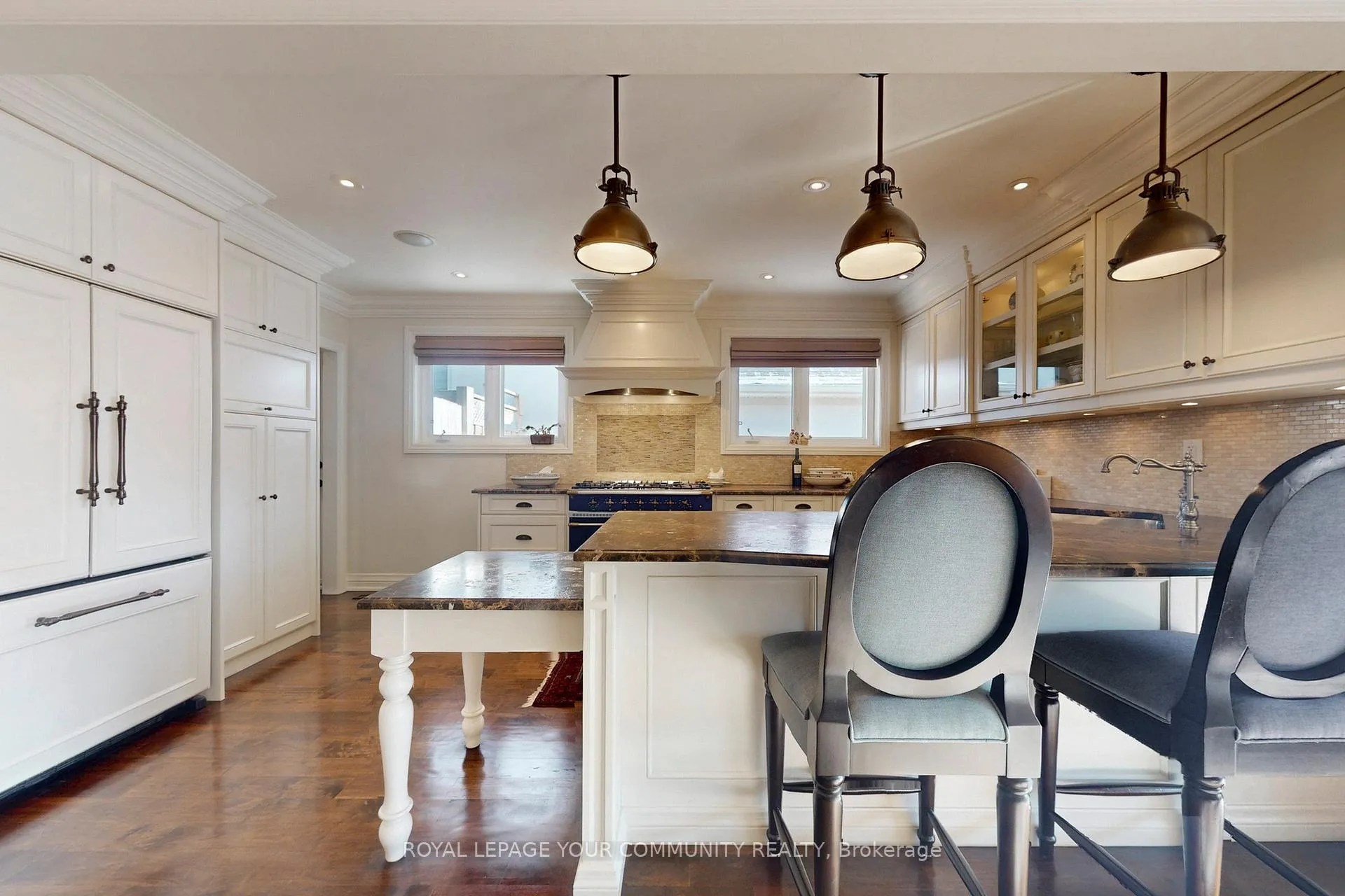 Photo 12 of 67 Fred Varley Drive, Markham, Unionville — HOMEH