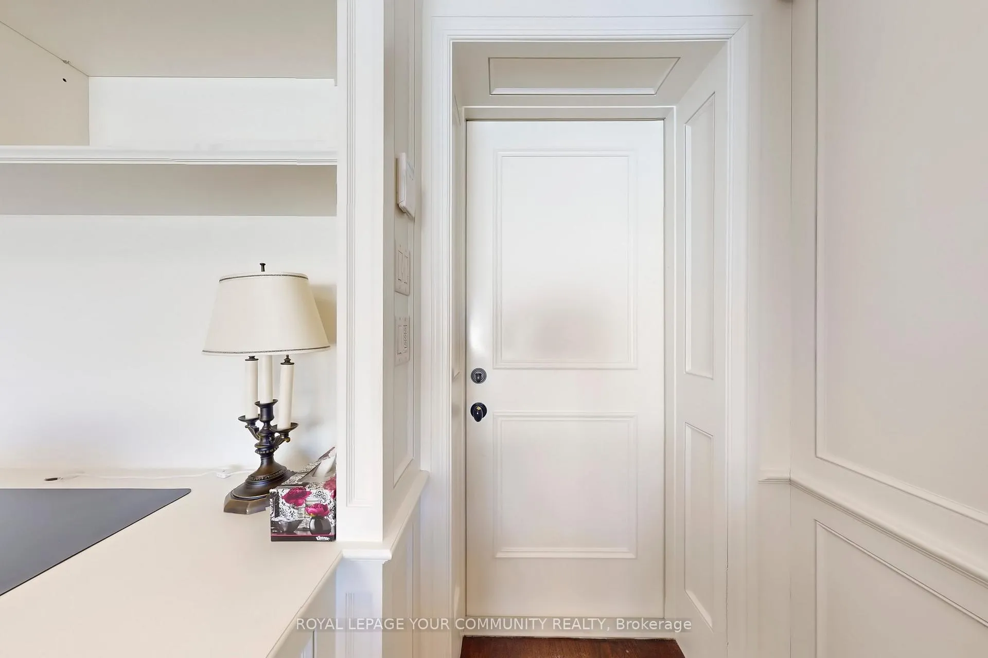 Photo 32 of 67 Fred Varley Drive, Markham, Unionville — HOMEH