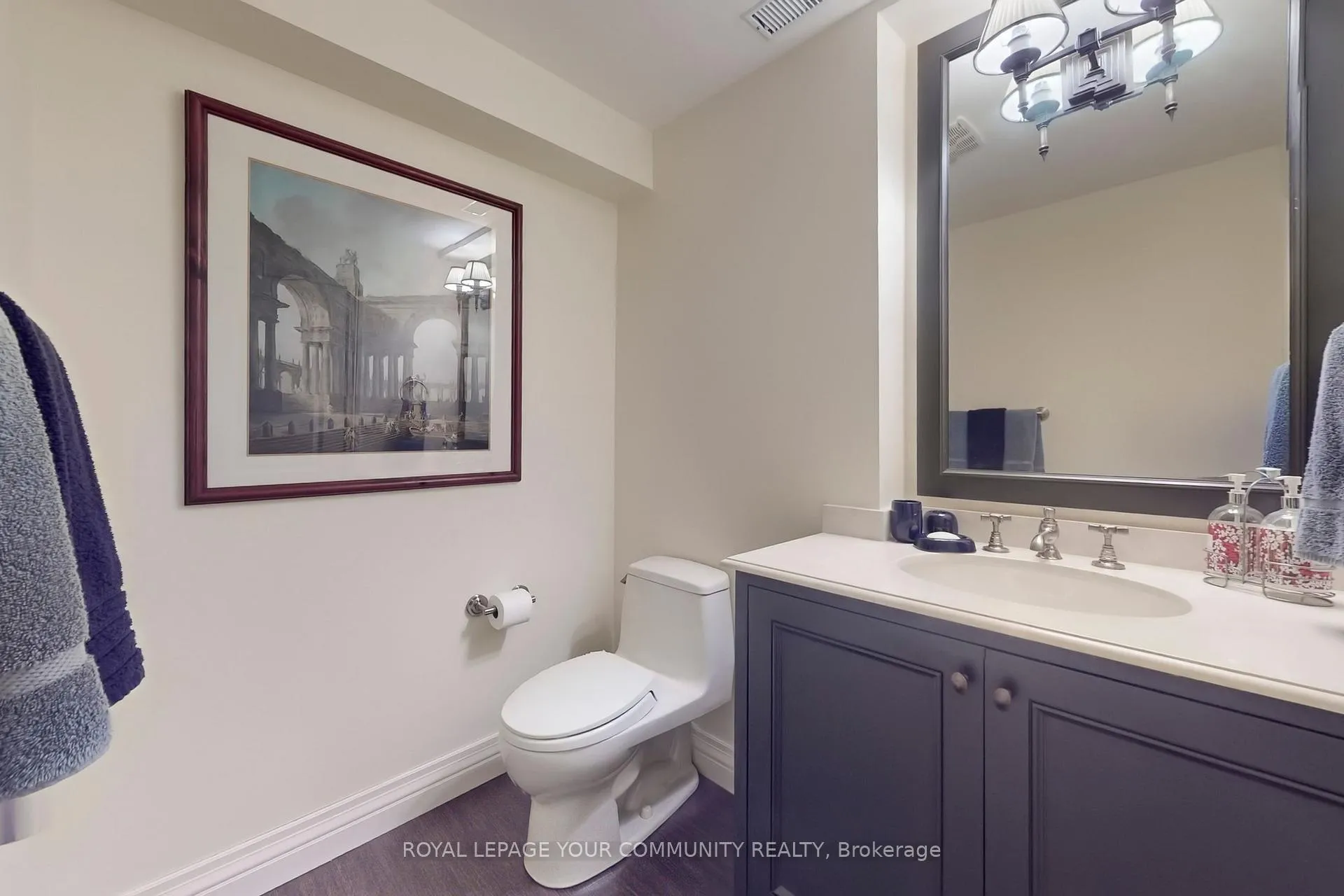 Photo 42 of 67 Fred Varley Drive, Markham, Unionville — HOMEH