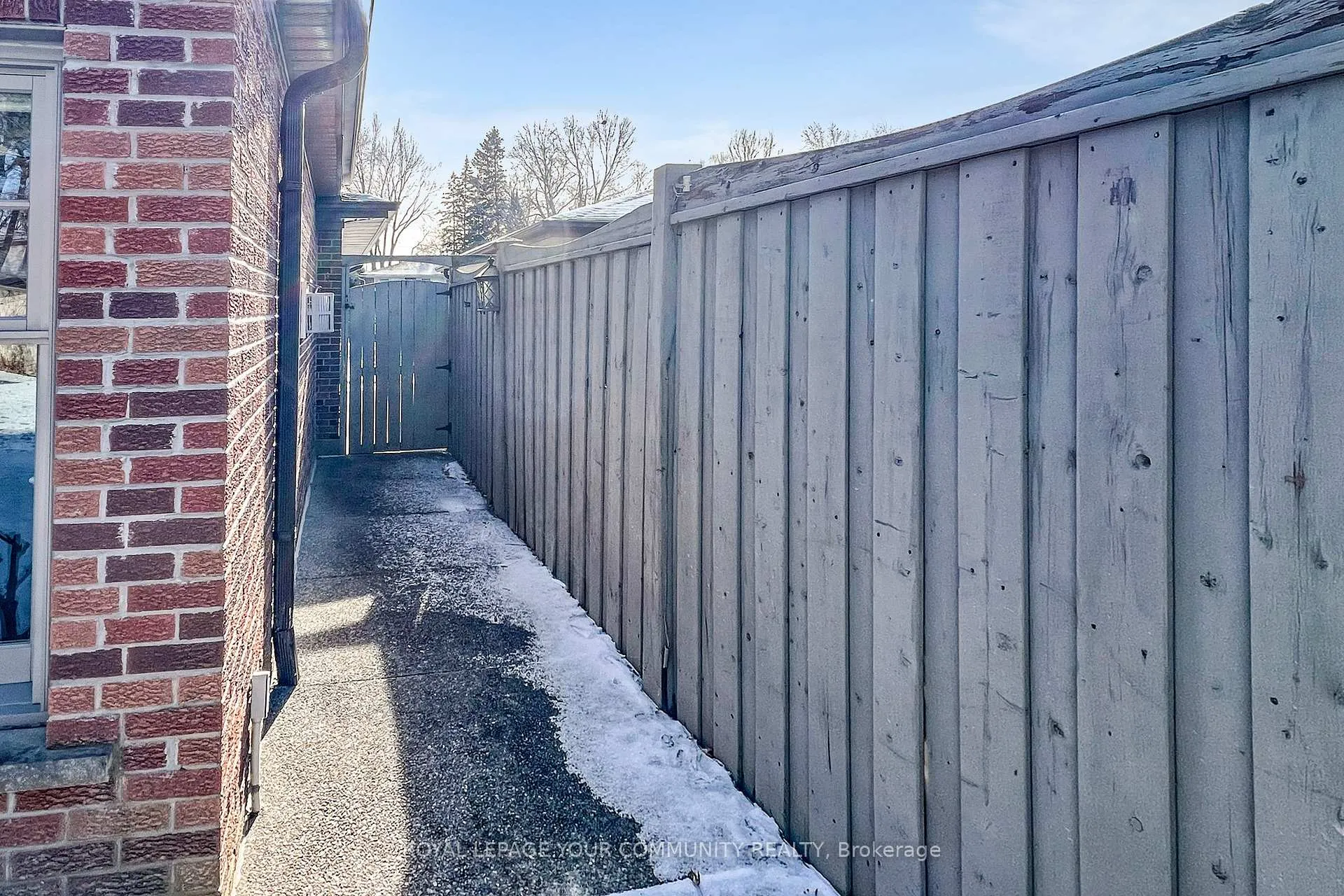 Photo 47 of 67 Fred Varley Drive, Markham, Unionville — HOMEH