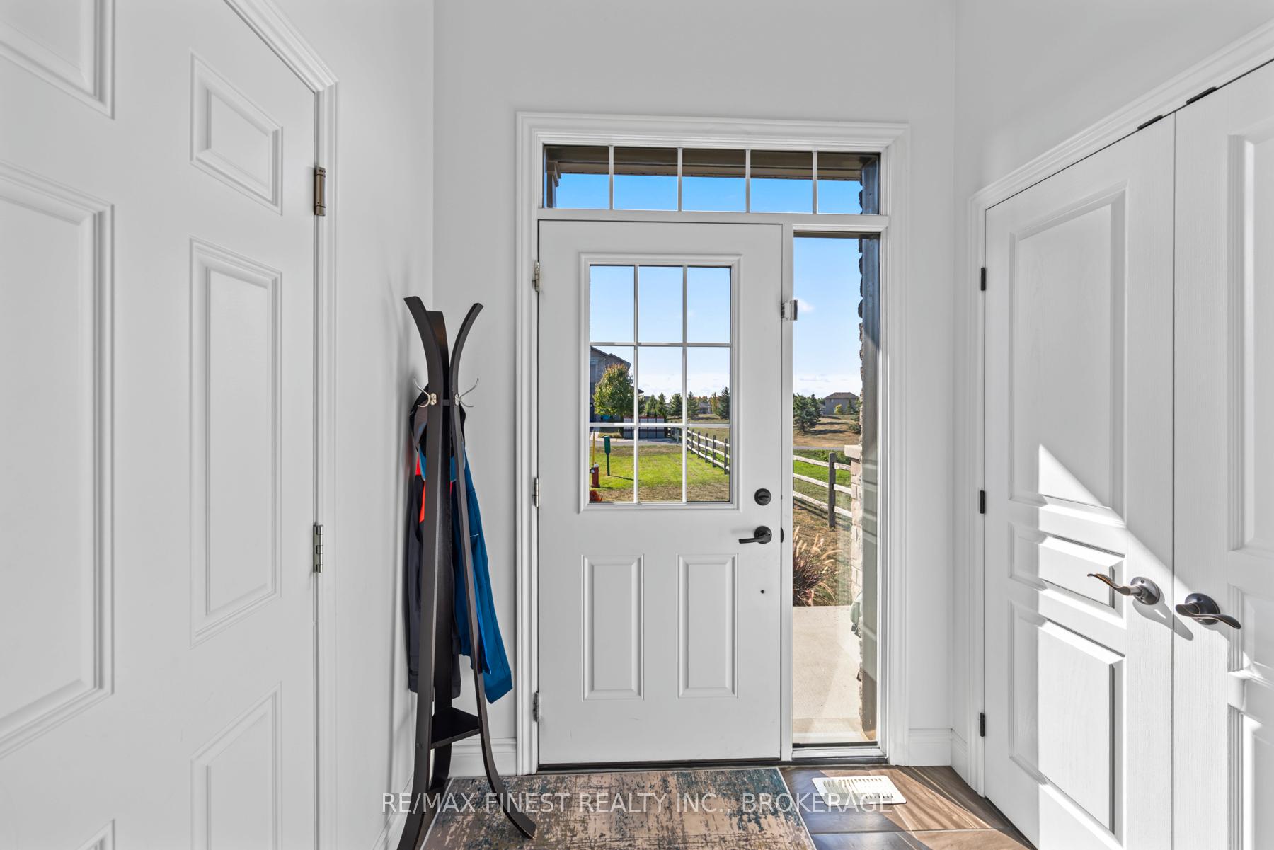 Photo 6 of 147 Simurda Court, Loyalist, Amherstview — HOMEH