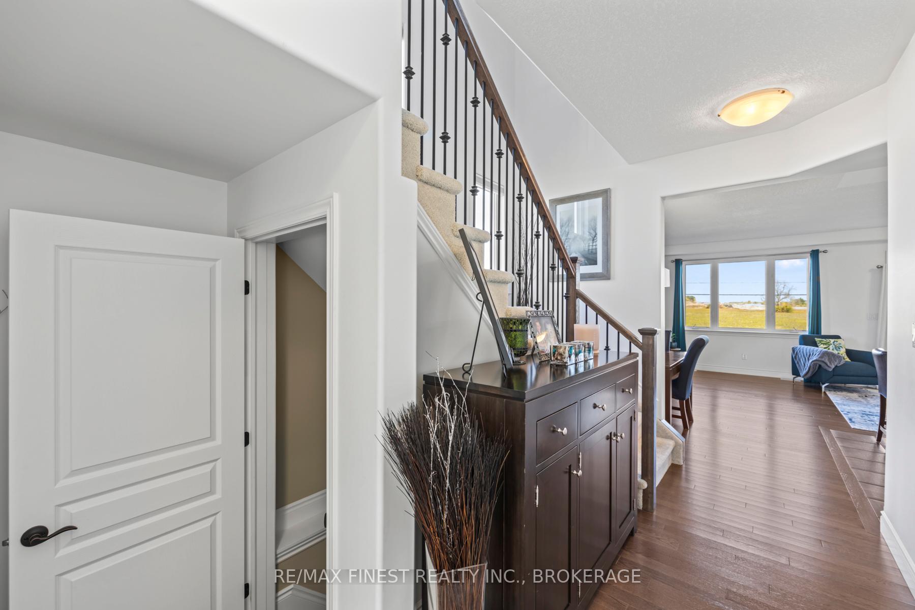 Photo 8 of 147 Simurda Court, Loyalist, Amherstview — HOMEH