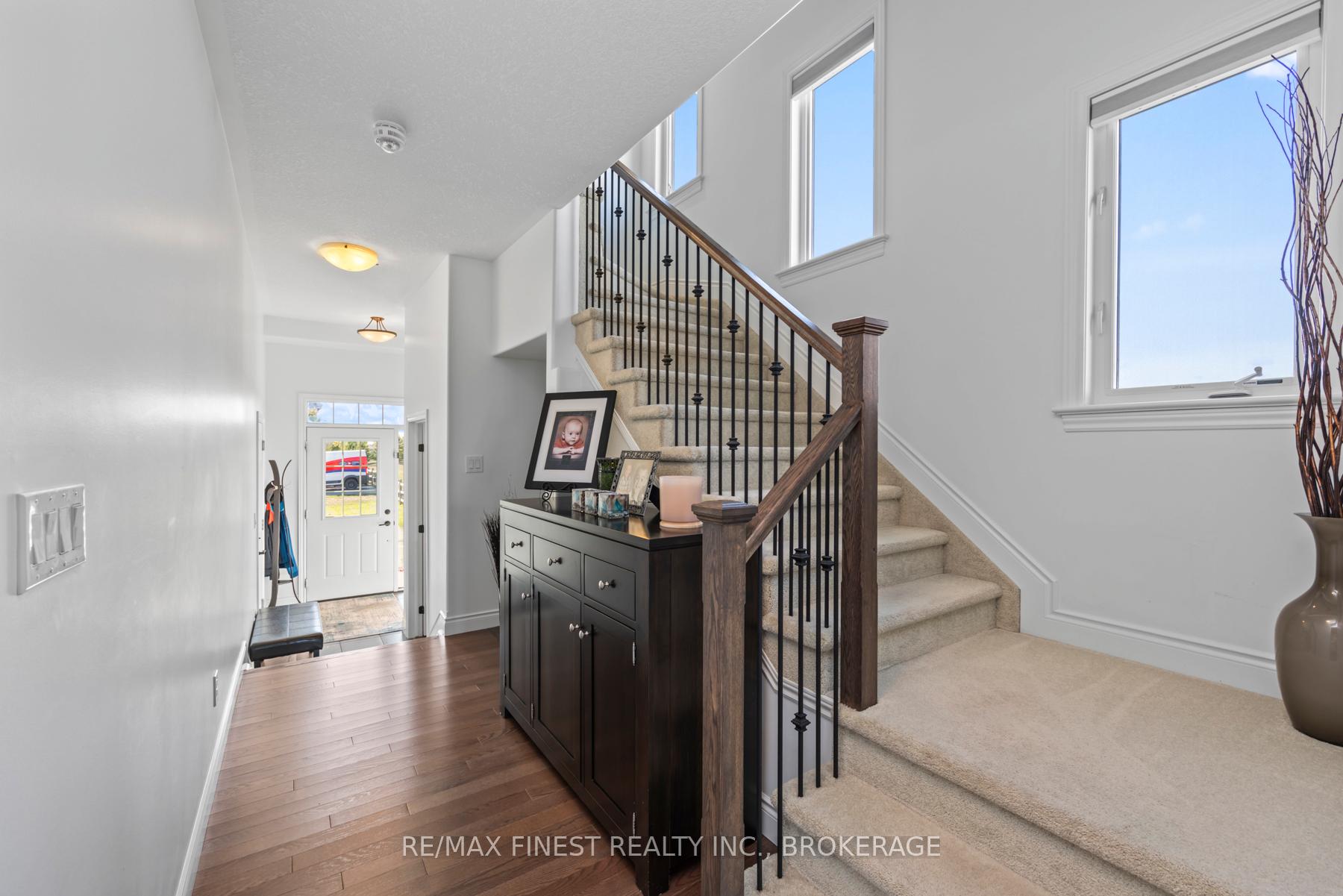Photo 9 of 147 Simurda Court, Loyalist, Amherstview — HOMEH