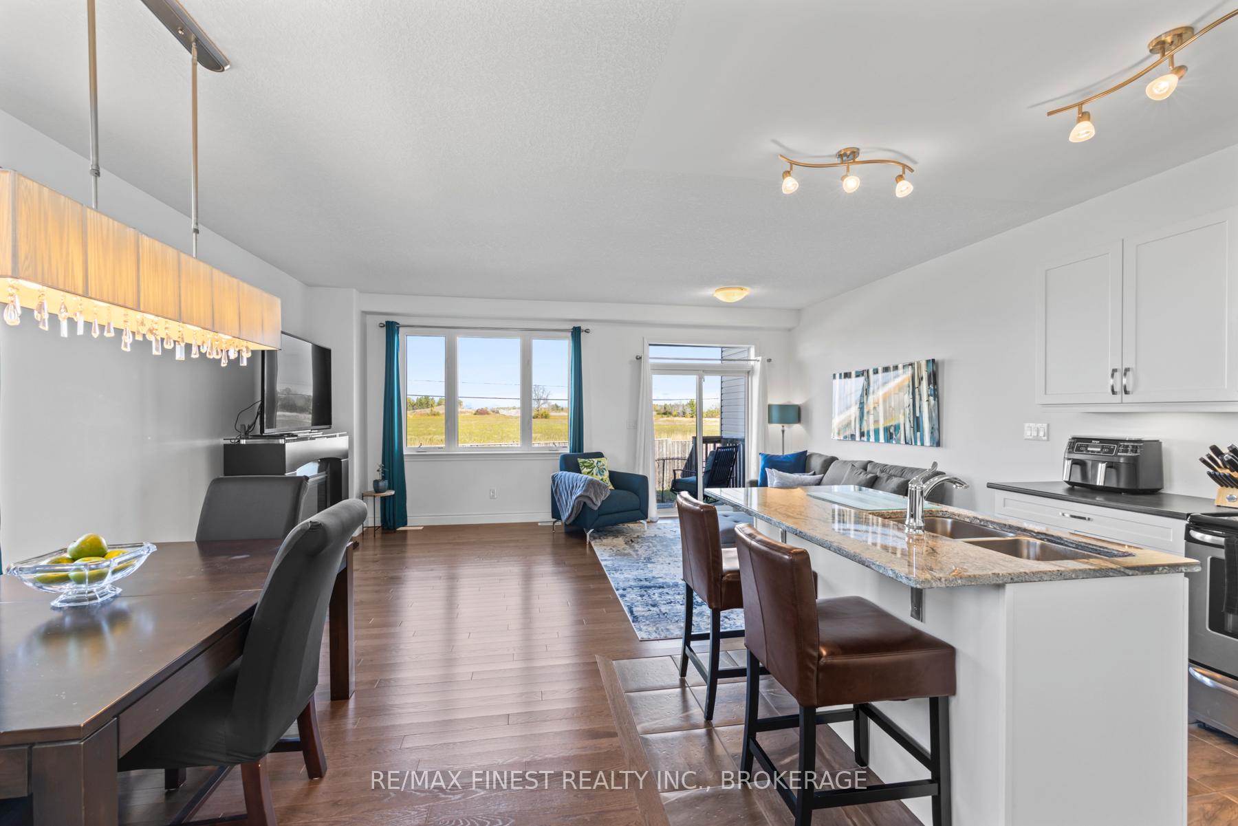 Photo 10 of 147 Simurda Court, Loyalist, Amherstview — HOMEH