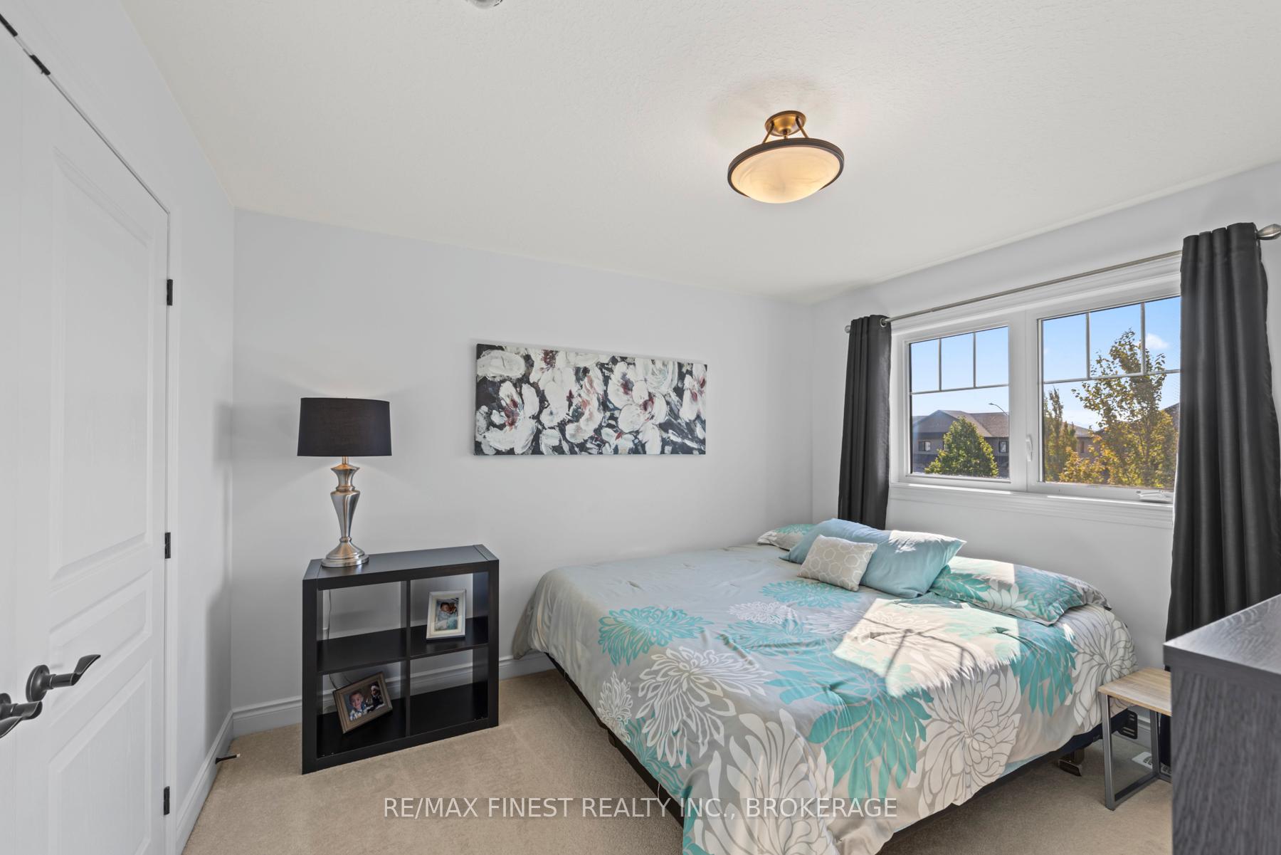 Photo 24 of 147 Simurda Court, Loyalist, Amherstview — HOMEH