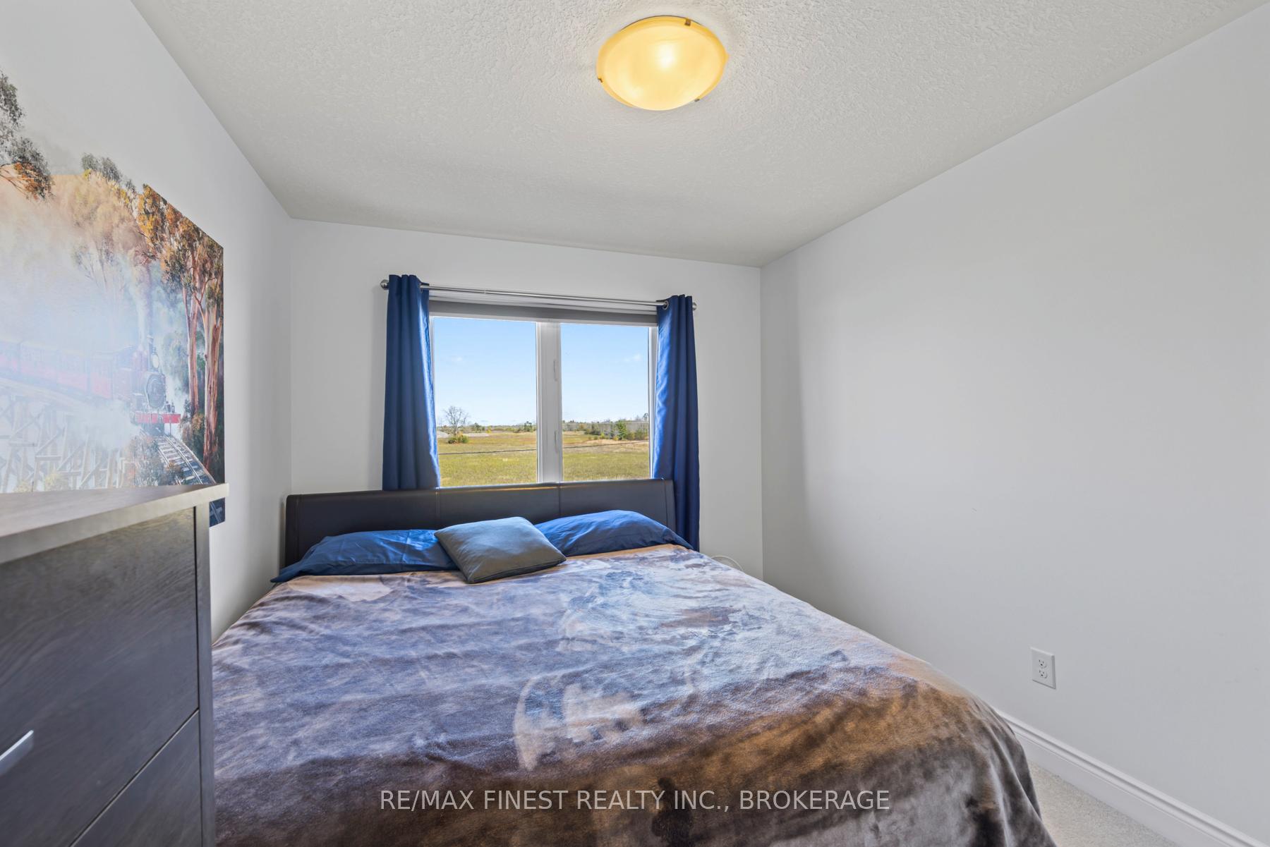 Photo 34 of 147 Simurda Court, Loyalist, Amherstview — HOMEH