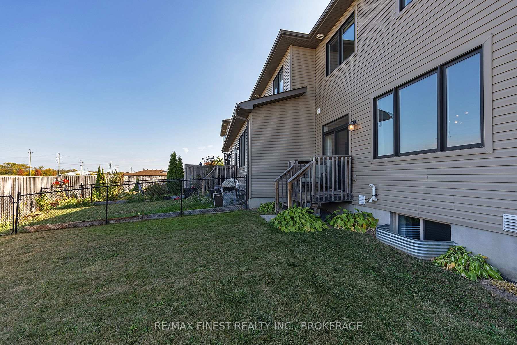 Photo 46 of 147 Simurda Court, Loyalist, Amherstview — HOMEH