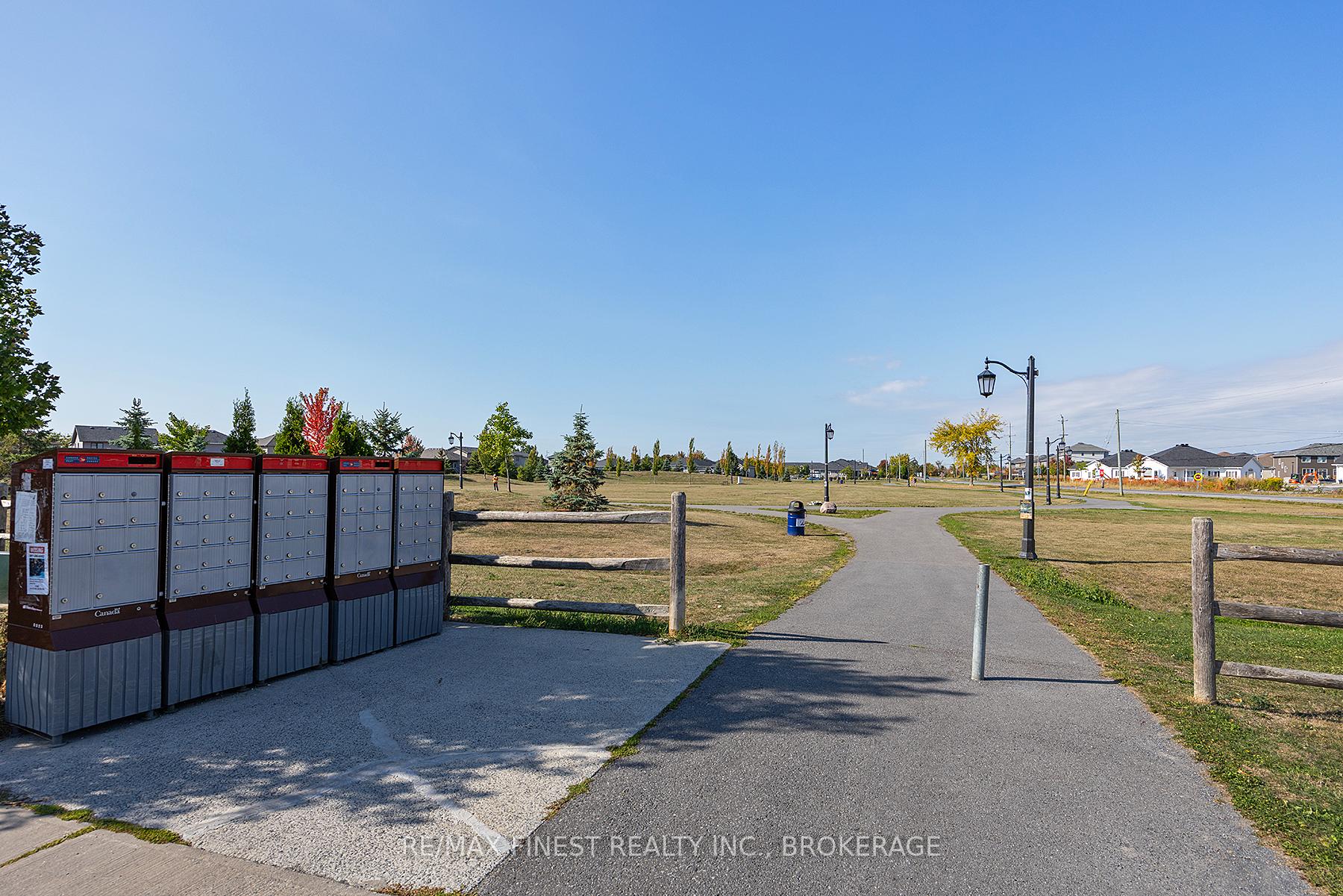 Photo 49 of 147 Simurda Court, Loyalist, Amherstview — HOMEH