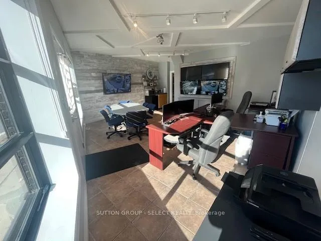 Photo 10 of 488 Hamilton Road, London, East L — HOMEH