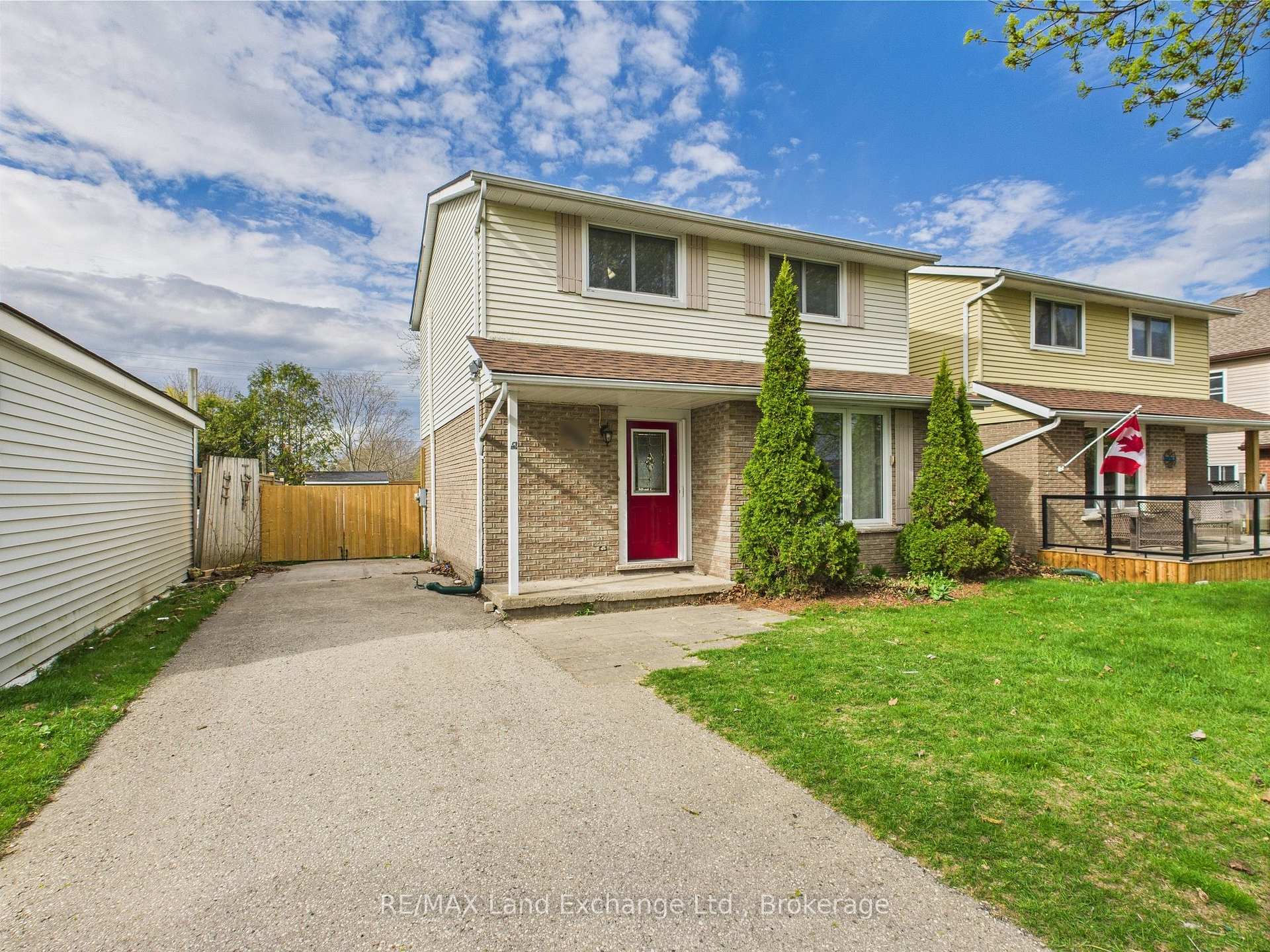 Photo 1 of 634 Mackendrick Drive, Kincardine — HOMEH
