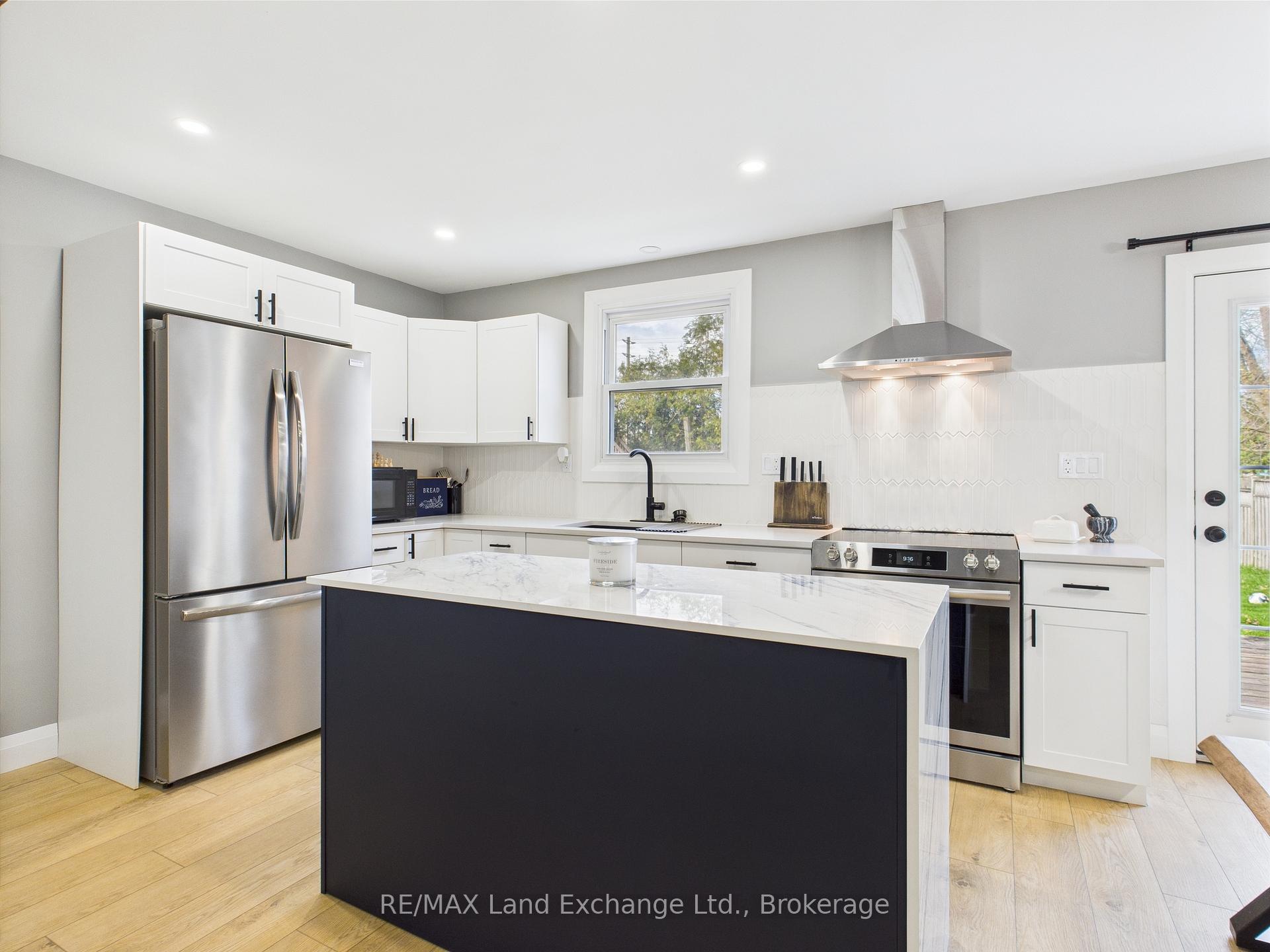 Photo 11 of 634 Mackendrick Drive, Kincardine — HOMEH