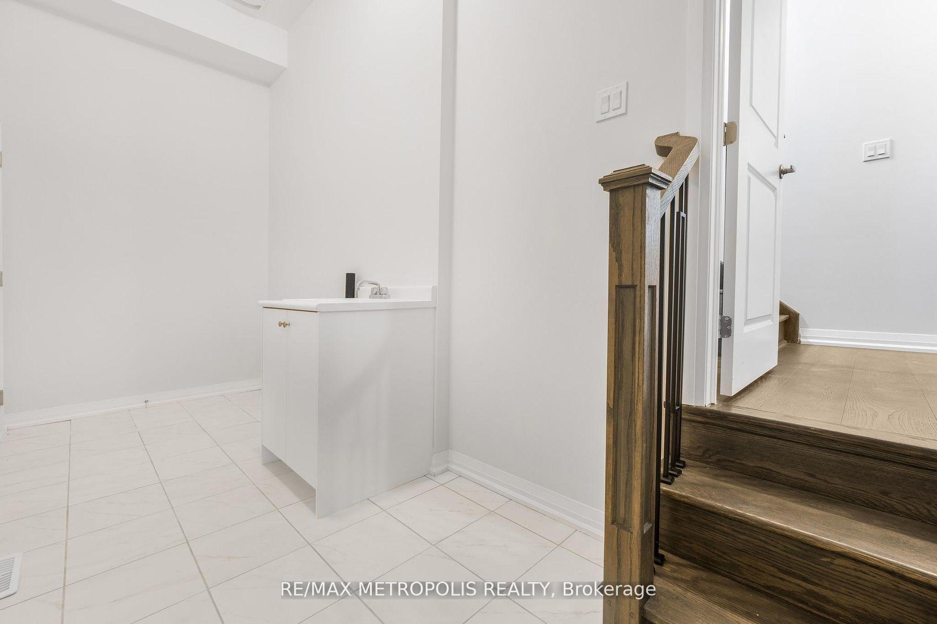 Photo 26 of 1372 Harrington Street, Innisfil, Lefroy — HOMEH