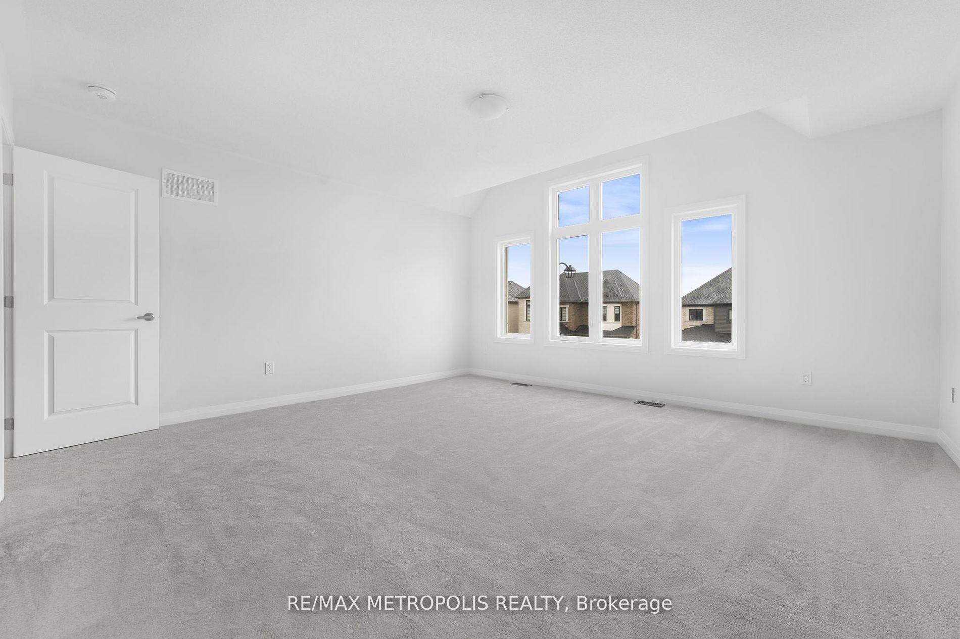 Photo 44 of 1372 Harrington Street, Innisfil, Lefroy — HOMEH
