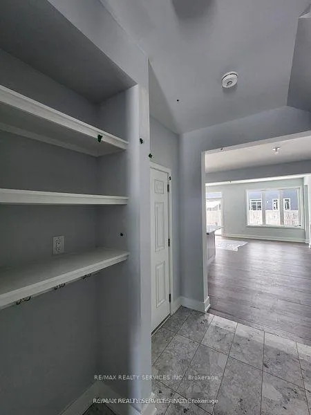 Photo 7 of 726 Rouncey Road, Ottawa, Kanata - Emerald Meadows/Trailwest — HOMEH