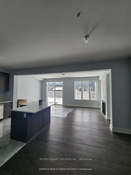 Photo 9 of 726 Rouncey Road, Ottawa, Kanata - Emerald Meadows/Trailwest — HOMEH