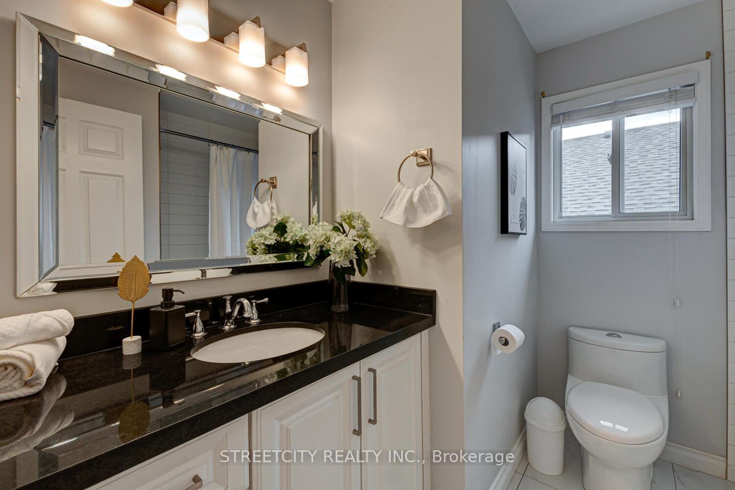 Photo 16 of Unit 14, 145 North Centre Road, London, North B — HOMEH