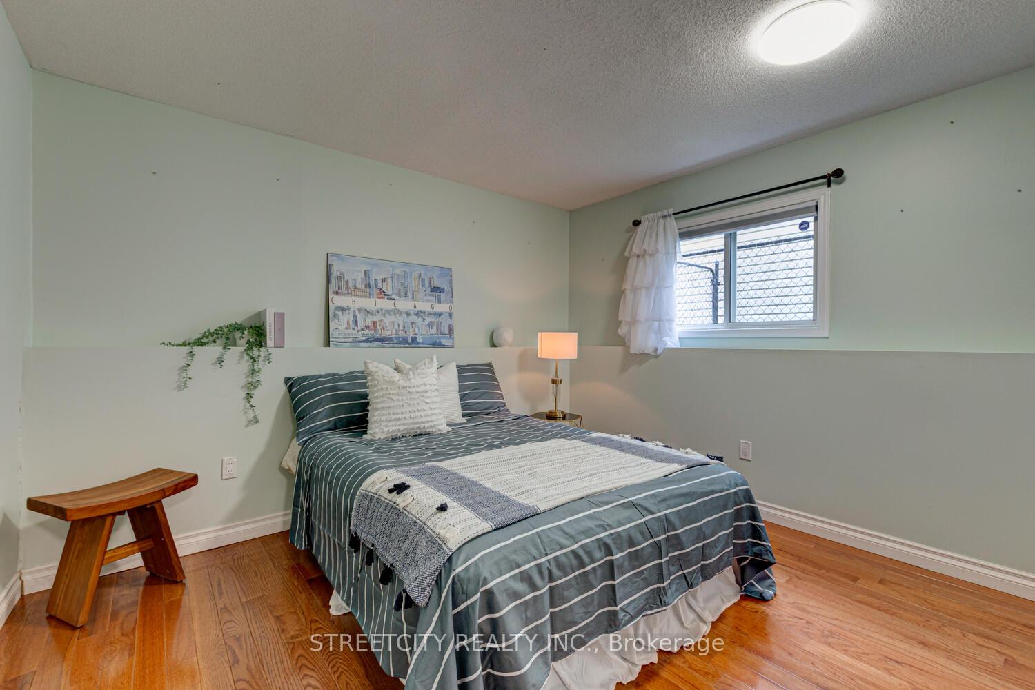 Photo 27 of Unit 14, 145 North Centre Road, London, North B — HOMEH