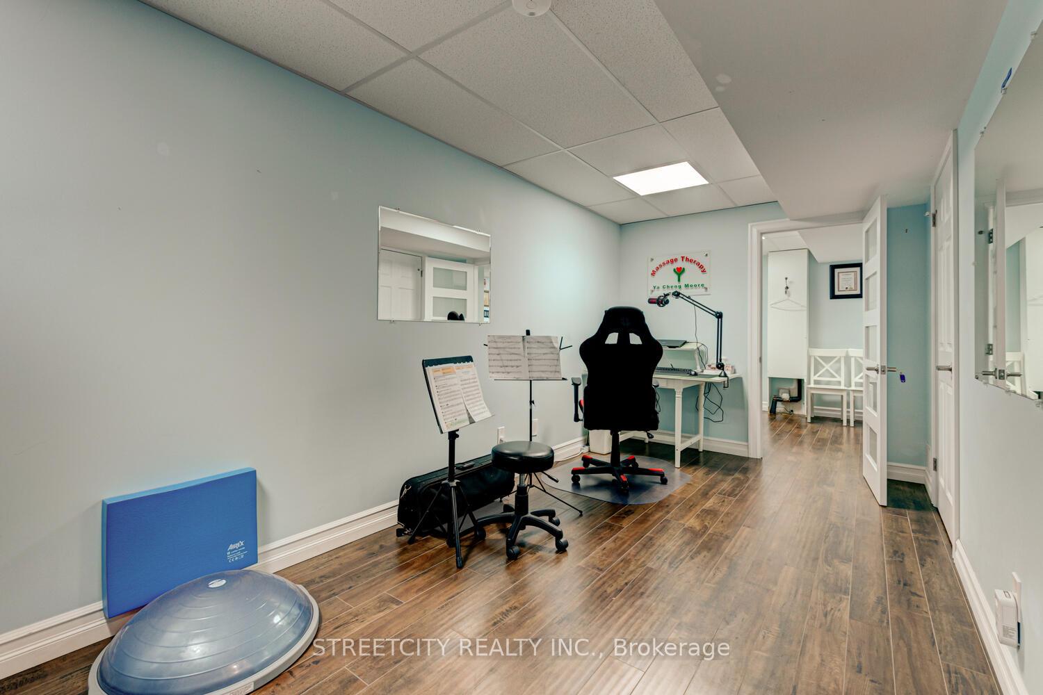 Photo 29 of Unit 14, 145 North Centre Road, London, North B — HOMEH