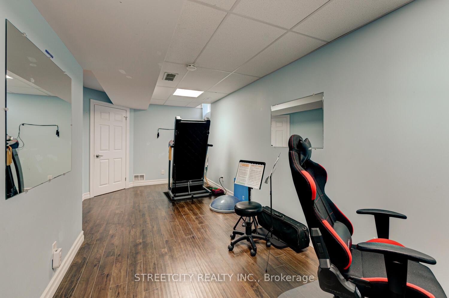 Photo 30 of Unit 14, 145 North Centre Road, London, North B — HOMEH