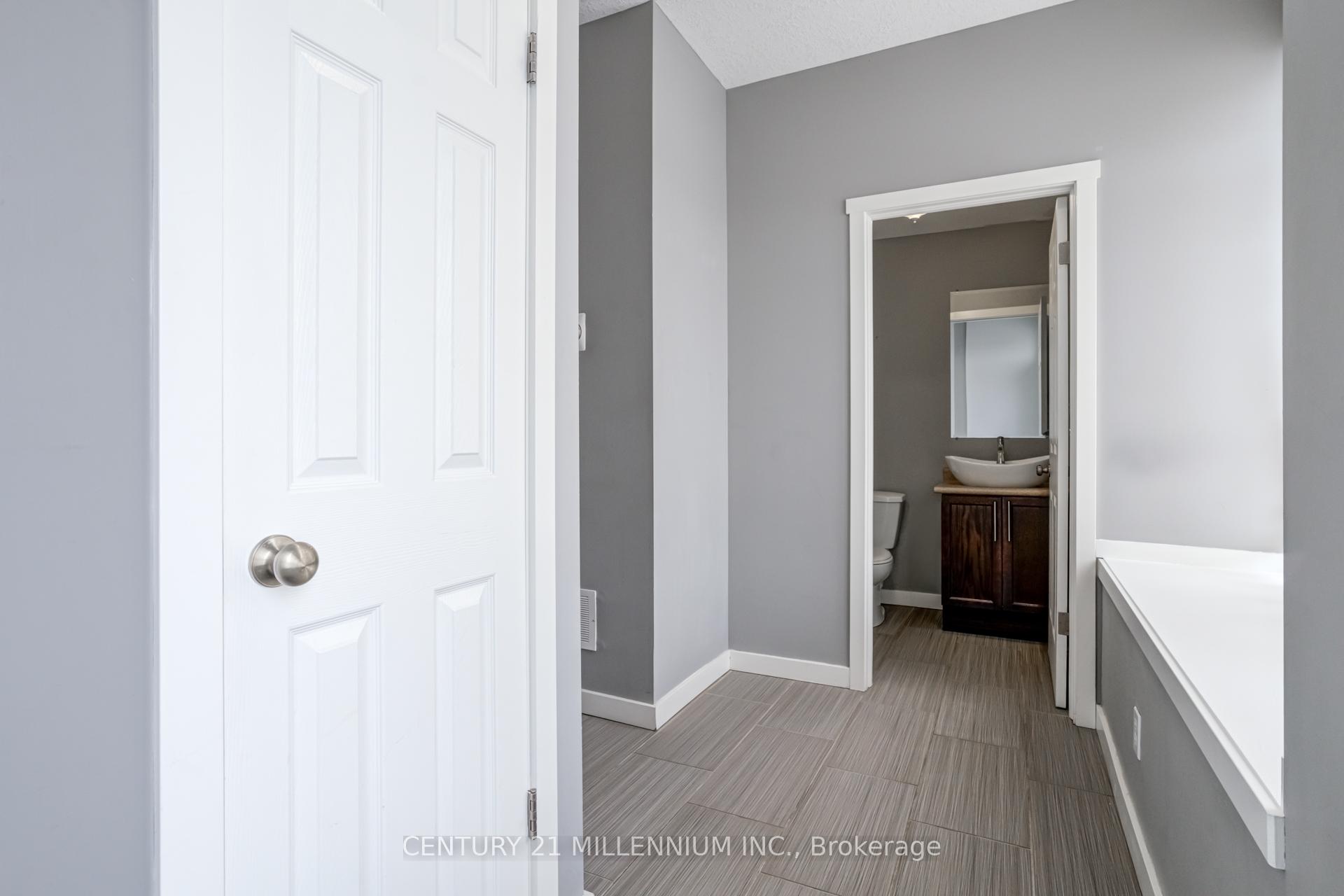 Photo 3 of 447 Stirling Avenue S, Kitchener — HOMEH