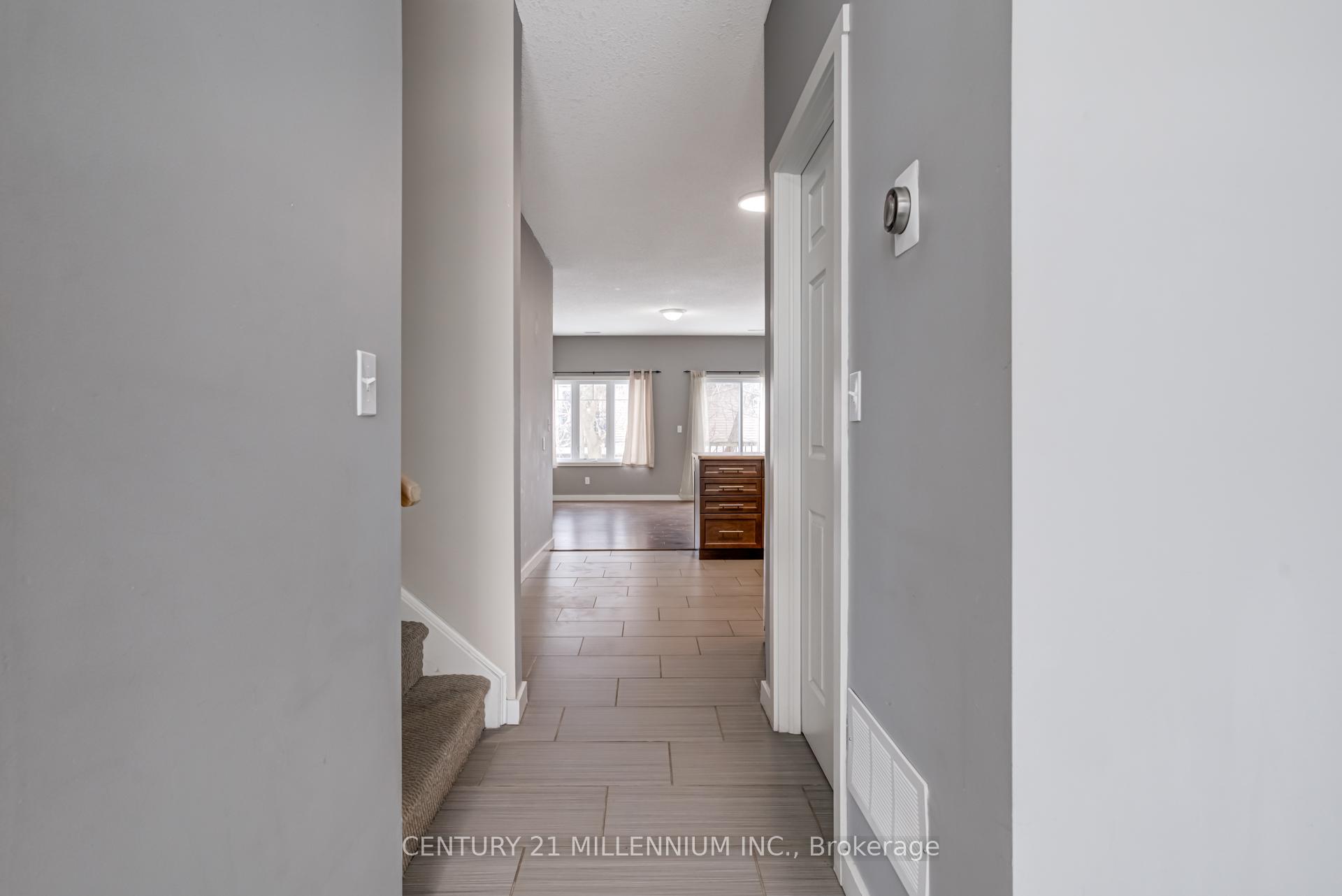 Photo 4 of 447 Stirling Avenue S, Kitchener — HOMEH