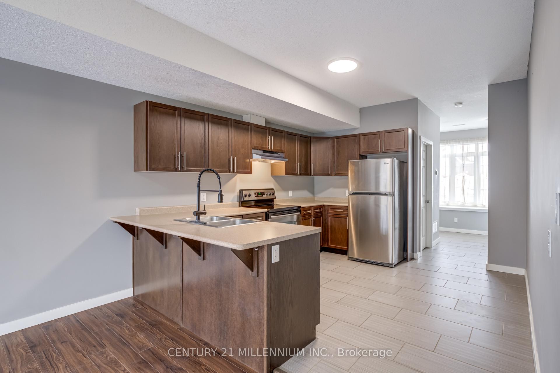 Photo 5 of 447 Stirling Avenue S, Kitchener — HOMEH