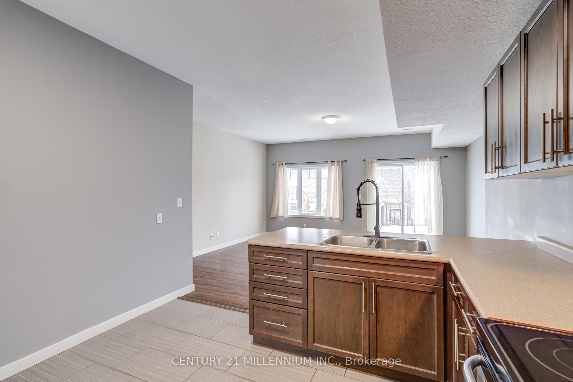 Photo 9 of 447 Stirling Avenue S, Kitchener — HOMEH