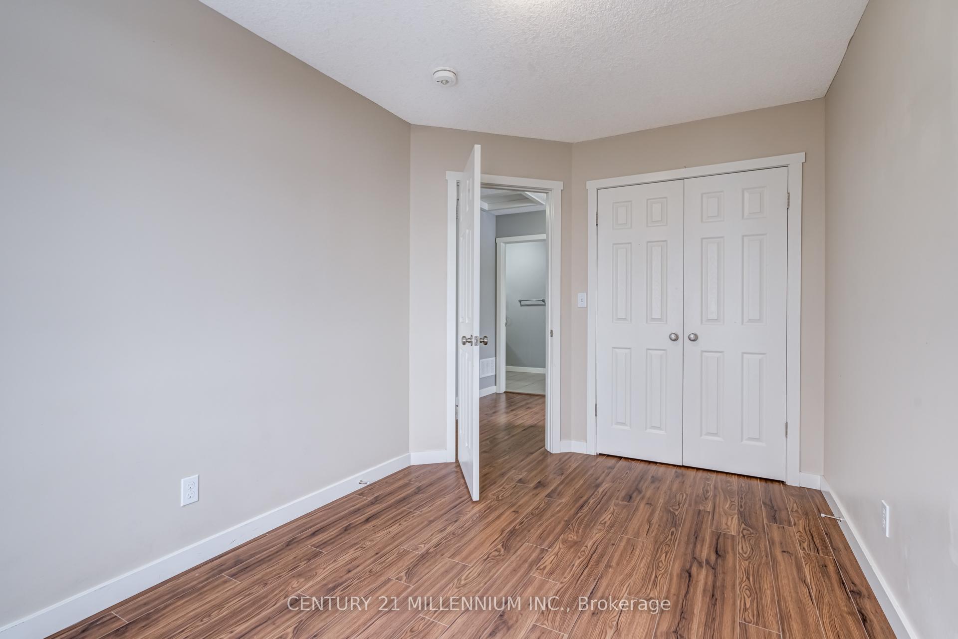 Photo 28 of 447 Stirling Avenue S, Kitchener — HOMEH