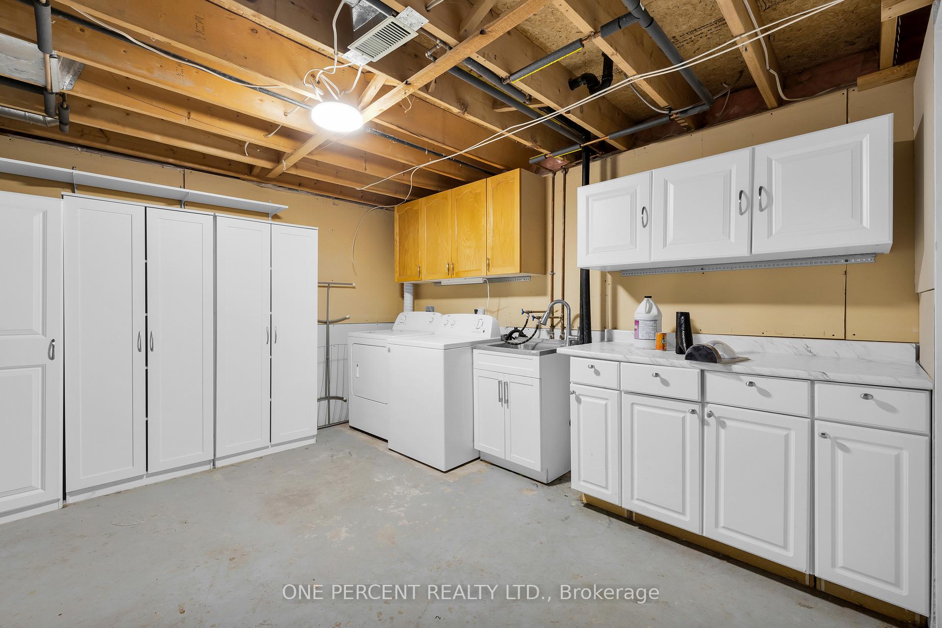 Photo 24 of 28 Chickasaw Crescent, Ottawa, Kanata - Bridlewood — HOMEH
