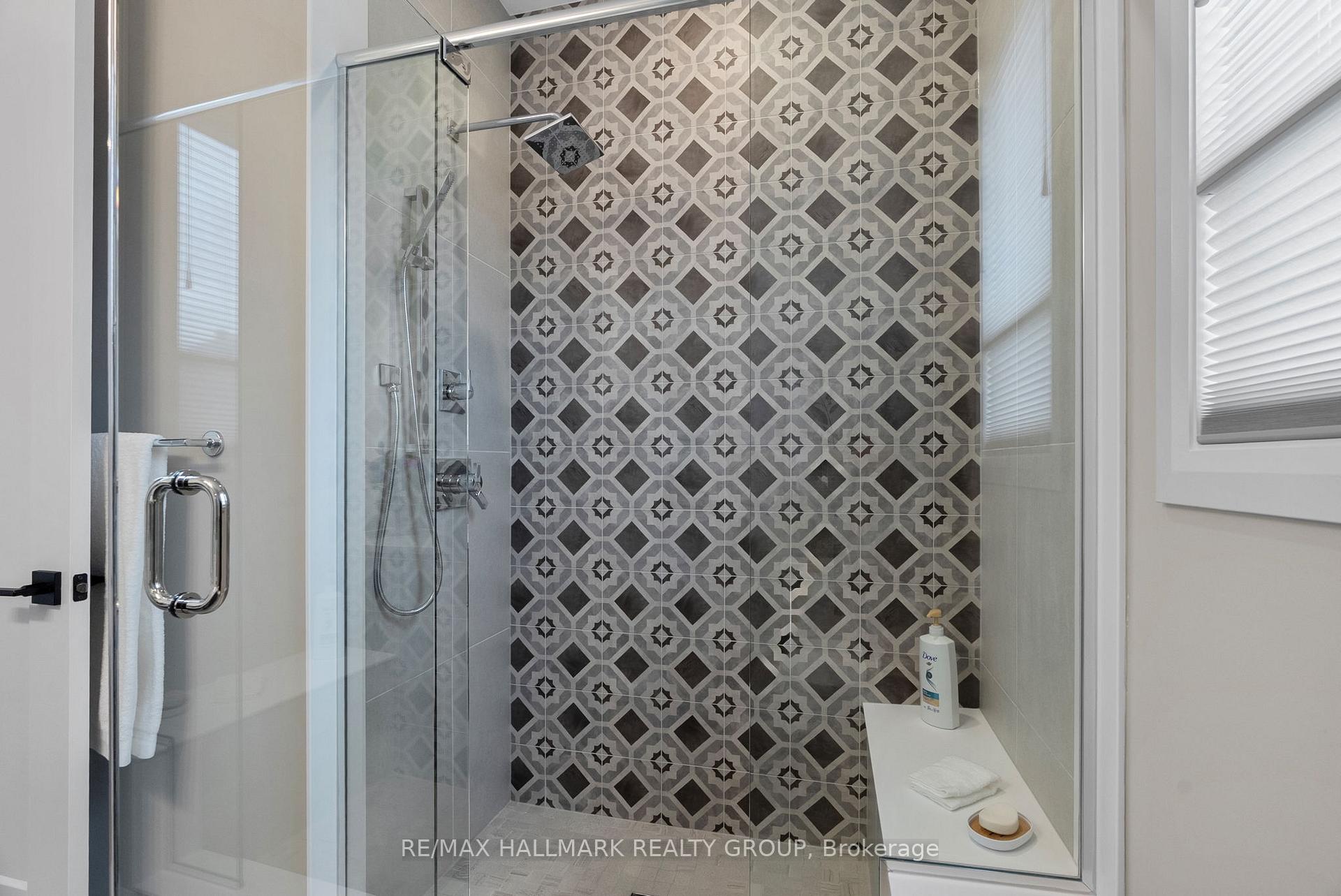Photo 11 of 213 Skipper Drive, Ottawa, Mahogany Community — HOMEH