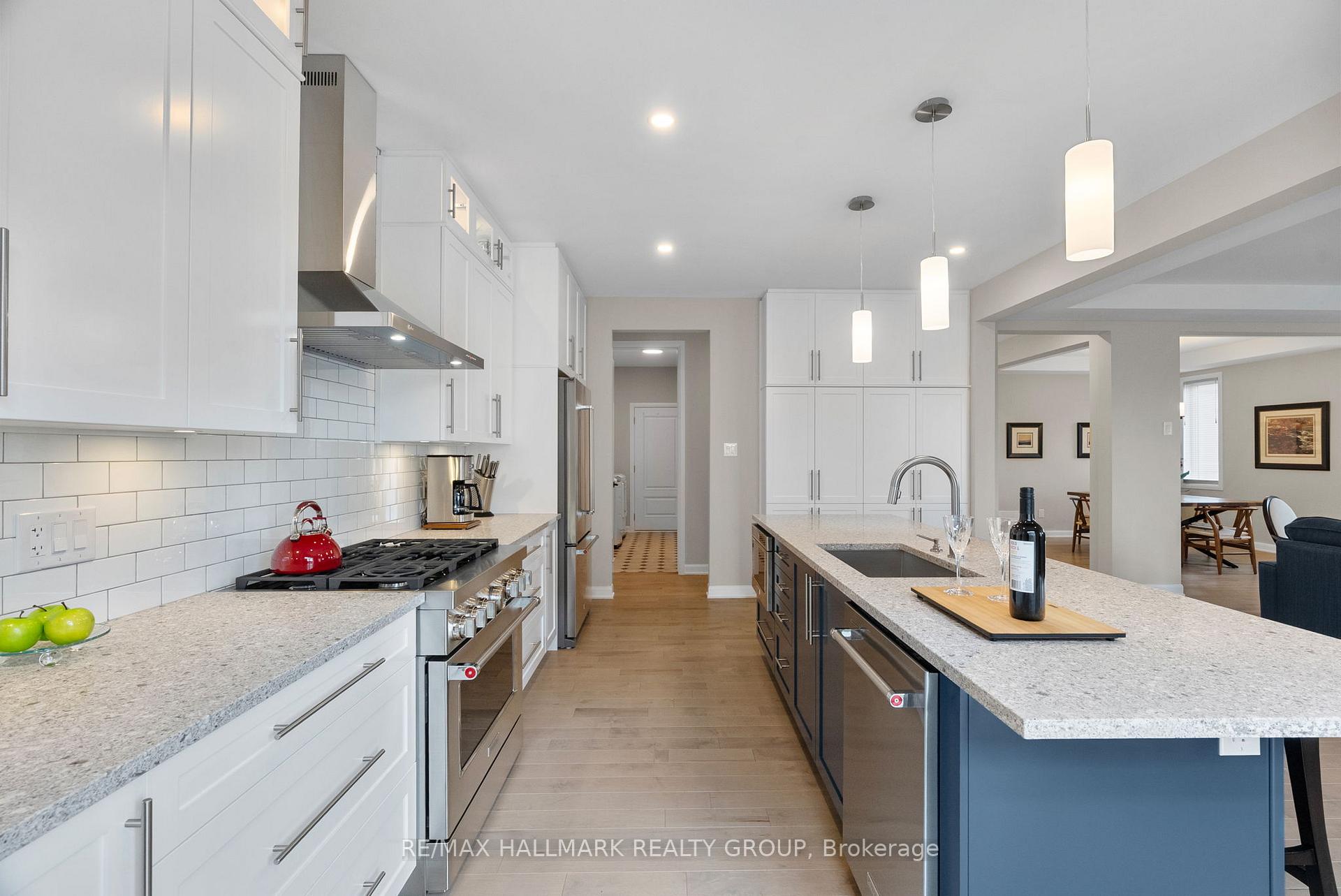 Photo 19 of 213 Skipper Drive, Ottawa, Mahogany Community — HOMEH