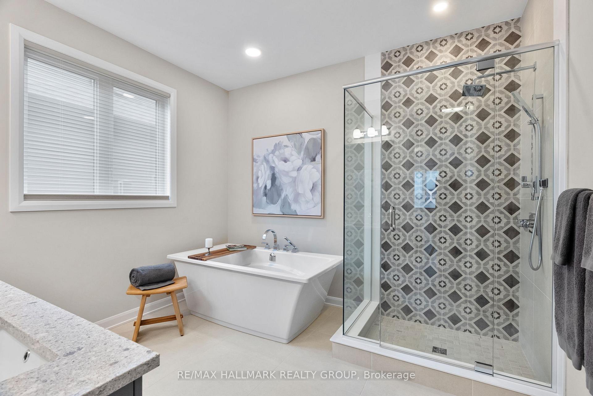 Photo 29 of 213 Skipper Drive, Ottawa, Mahogany Community — HOMEH