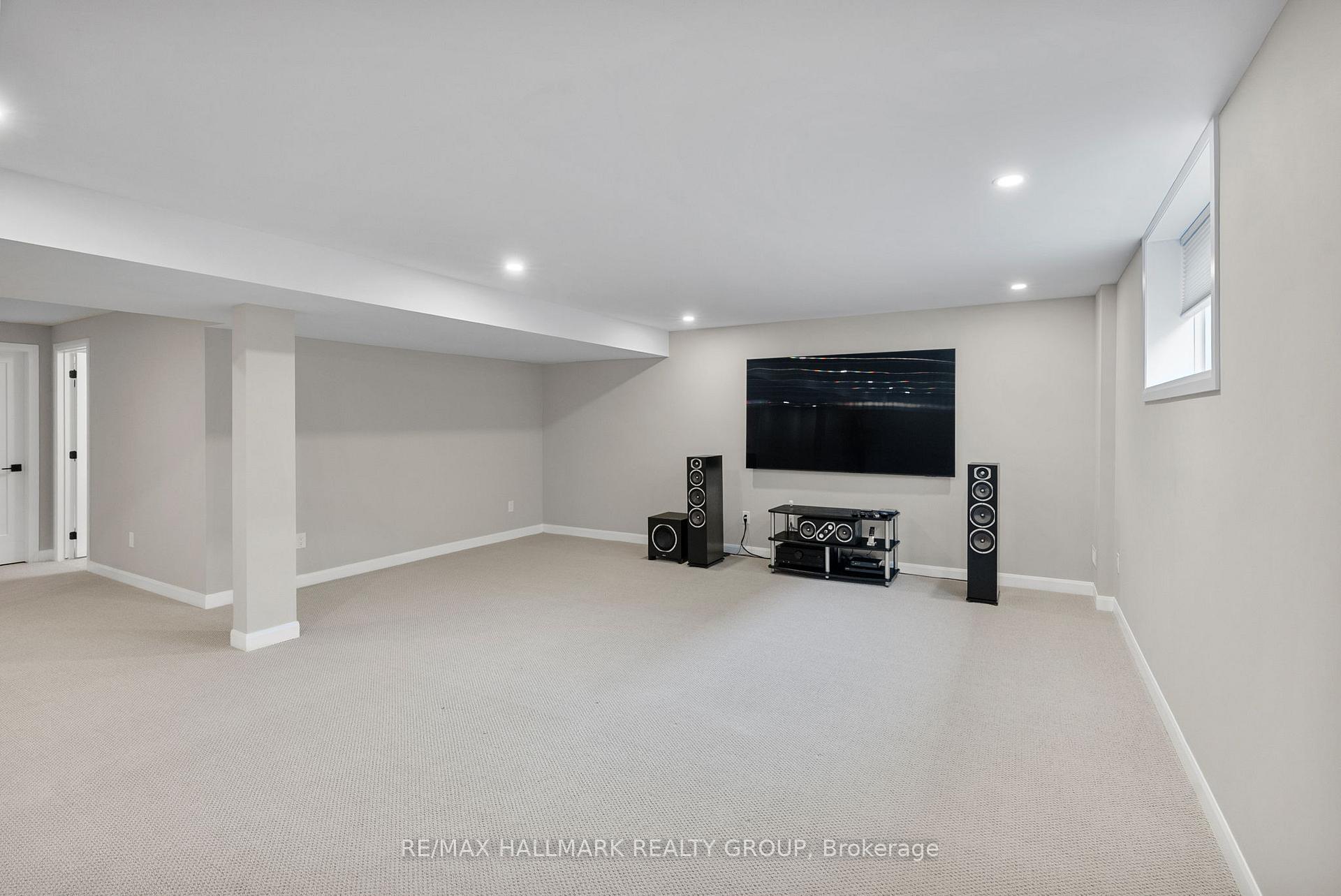 Photo 36 of 213 Skipper Drive, Ottawa, Mahogany Community — HOMEH