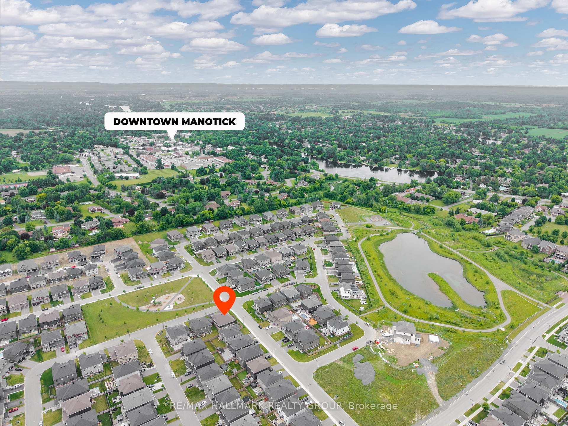 Photo 46 of 213 Skipper Drive, Ottawa, Mahogany Community — HOMEH